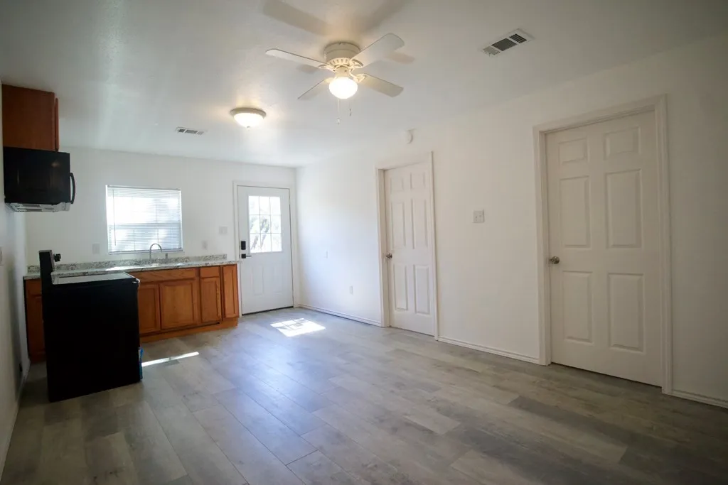 Single Family Residence For Sale in Henderson County , 14192 Campfire Circle, Log Cabin, Texas 75148, 3 Bedrooms, 2 Bathrooms, Garage spaces, 1,200 Sqft, built in 2025, Price $160,000, mls#21274687, Real Estate Agent in Log Cabin, Homes For Sale in Henderson county, Homes For Sale in Log Cabin, Realtor in Log Cabin Texas, Real Estate Brokerage Independent Realty Texas, Luminita Cordes Realtor