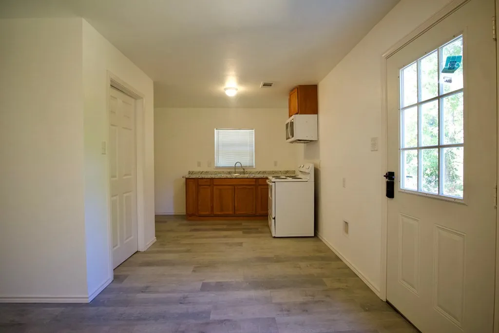 Single Family Residence For Sale in Henderson County , 14192 Campfire Circle, Log Cabin, Texas 75148, 3 Bedrooms, 2 Bathrooms, Garage spaces, 1,200 Sqft, built in 2025, Price $160,000, mls#21274687, Real Estate Agent in Log Cabin, Homes For Sale in Henderson county, Homes For Sale in Log Cabin, Realtor in Log Cabin Texas, Real Estate Brokerage Independent Realty Texas, Luminita Cordes Realtor