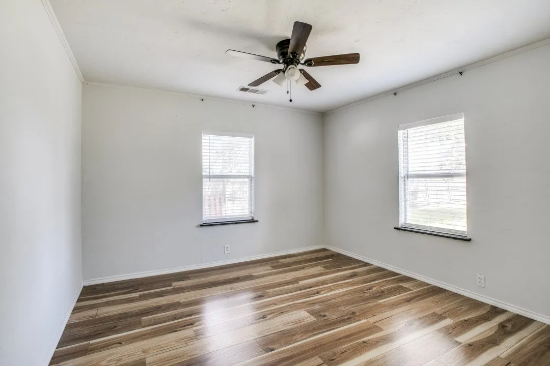 Single Family Residence For Rent in Denton County , 508 N Pine Street, Roanoke, Texas 76262, 3 Bedrooms, 1 Bathroom, Garage spaces, 920 Sqft, built in 1966, Price $2,100, mls#21274697, Real Estate Agent in Roanoke, Homes For Rent in Denton county, Homes For Rent in Roanoke, Realtor in Roanoke Texas, Real Estate Brokerage Independent Realty Texas, Luminita Cordes Realtor
