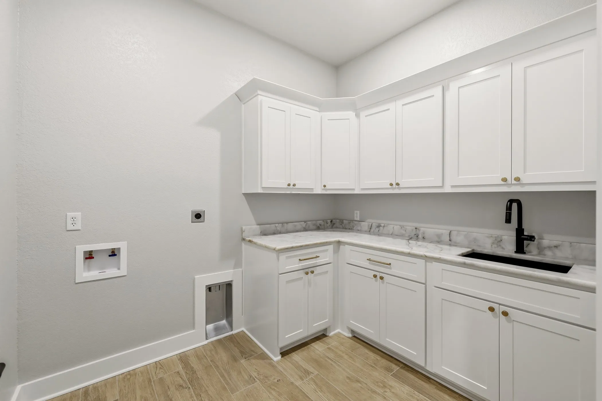 Single Family Residence For Sale in Harrison County , 150 Waterfowl, Longview, Texas 75602, 4 Bedroom, 5 Bathroom, 2 Garage spaces, 2,861 Sqft, built in 2026, mls#21274609, Real Estate Agent in Longview, Homes For Sale in Harrison county, Homes For Sale in Longview, Realtor in Longview Texas, Real Estate Brokerage Independent Realty Texas, Luminita Cordes Realtor