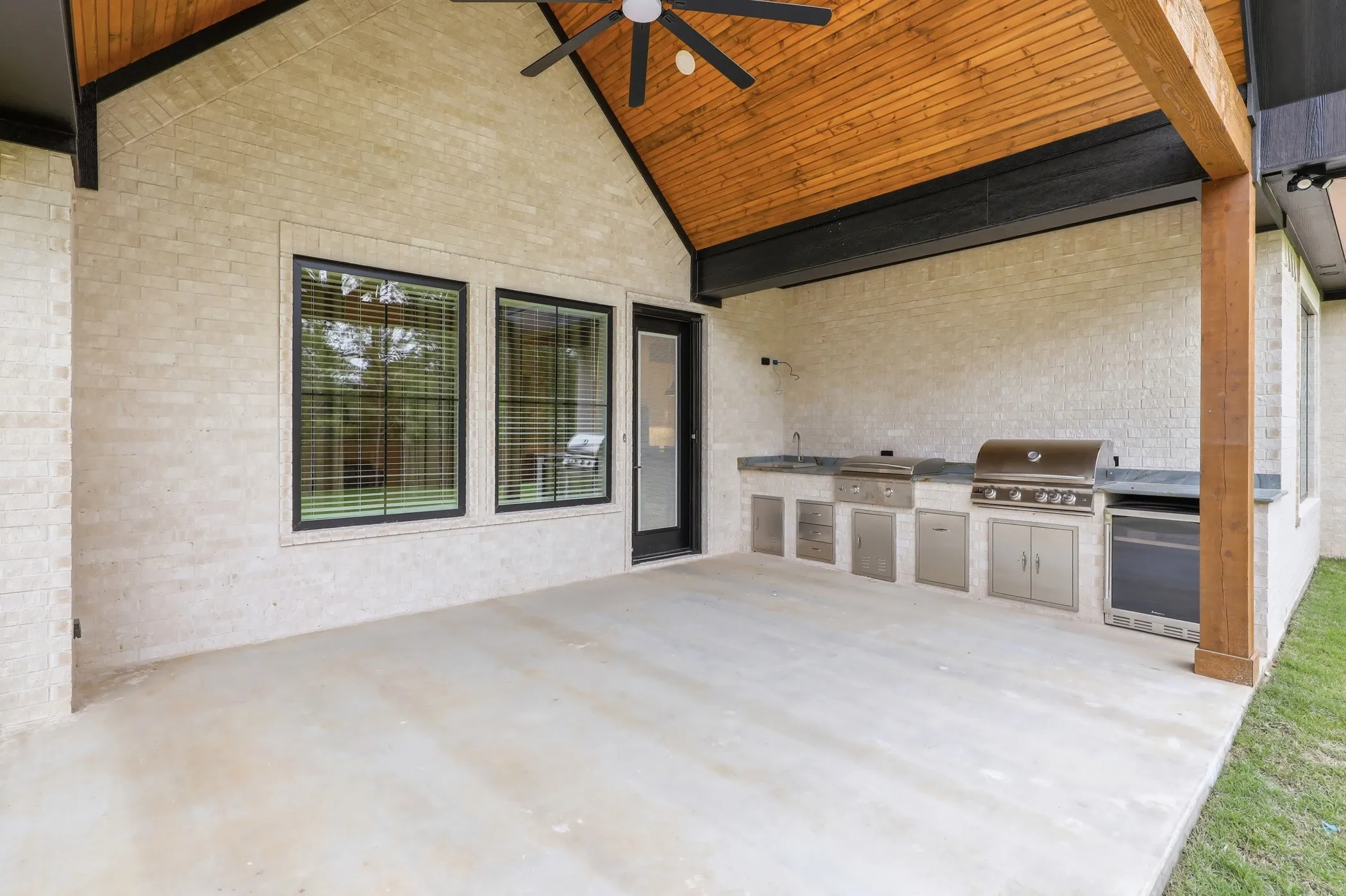Single Family Residence For Sale in Harrison County , 150 Waterfowl, Longview, Texas 75602, 4 Bedroom, 5 Bathroom, 2 Garage spaces, 2,861 Sqft, built in 2026, mls#21274609, Real Estate Agent in Longview, Homes For Sale in Harrison county, Homes For Sale in Longview, Realtor in Longview Texas, Real Estate Brokerage Independent Realty Texas, Luminita Cordes Realtor
