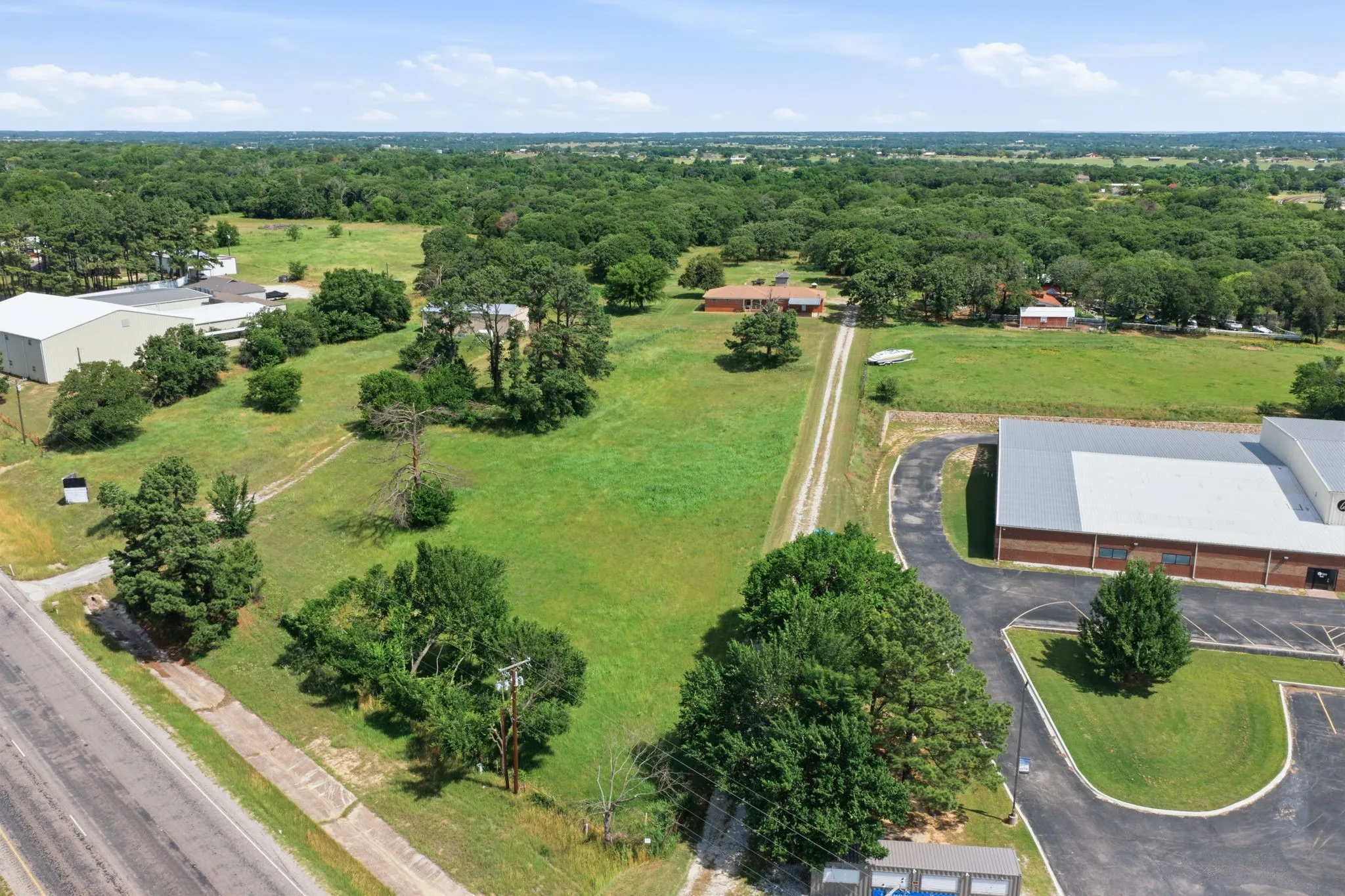 Improved Land For Sale in Parker County , 3523 E Highway 199 L, Springtown, Texas 76082, 0, 0, Garage spaces, 0 Sqft, built in 1985, mls#21274704, Real Estate Agent in Springtown, Homes For Sale in Parker county, Homes For Sale in Springtown, Realtor in Springtown Texas, Real Estate Brokerage Independent Realty Texas, Luminita Cordes Realtor