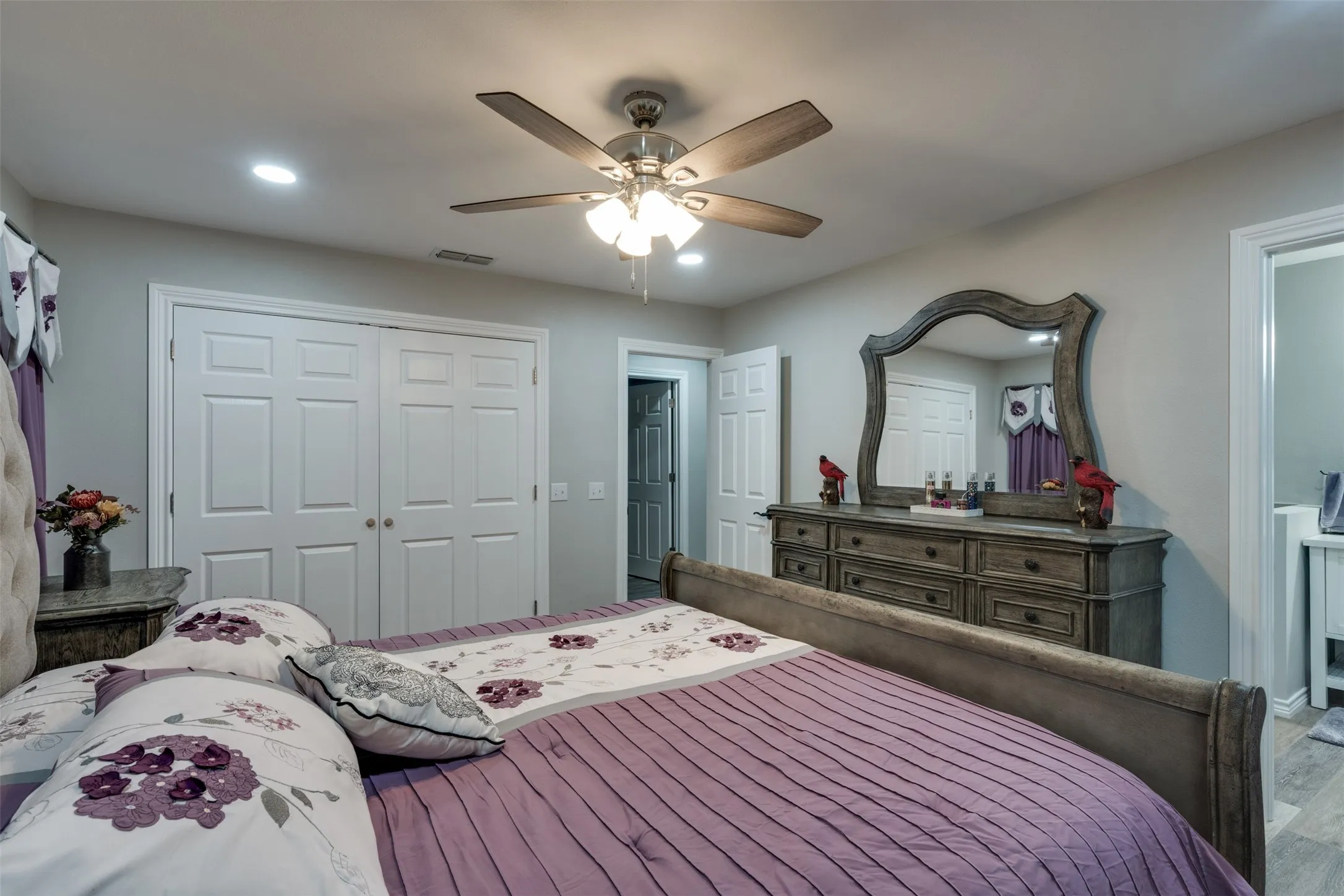 Single Family Residence For Sale in Knox County , 13017 S Hwy 6 Highway S, Knox City, Texas 79529, 4 Bedroom, 3 Bathroom, Garage spaces, 2,397 Sqft, built in 1960, mls#21270587, Real Estate Agent in Knox City, Homes For Sale in Knox county, Homes For Sale in Knox City, Realtor in Knox City Texas, Real Estate Brokerage Independent Realty Texas, Luminita Cordes Realtor