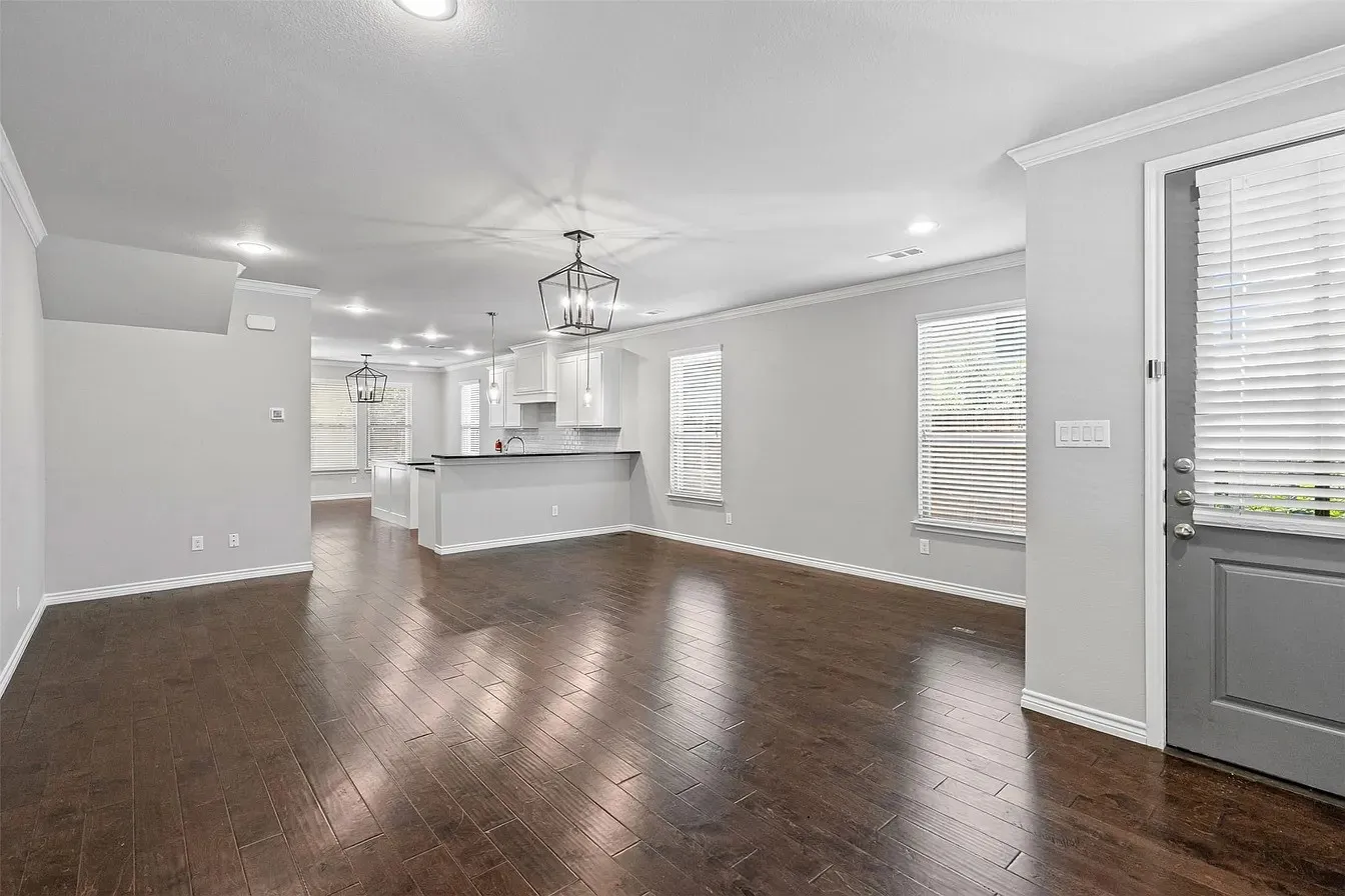 Duplex For Sale in Tarrant County , 2609 Mccart Avenue, Fort Worth, Texas 76110, 6 Bedrooms, 8 Bathrooms, 4 Garage spaces, 3,927 Sqft, built in 2017, Price $1,295,000, mls#21274705, Real Estate Agent in Fort Worth, Homes For Sale in Tarrant county, Homes For Sale in Fort Worth, Realtor in Fort Worth Texas, Real Estate Brokerage Independent Realty Texas, Luminita Cordes Realtor