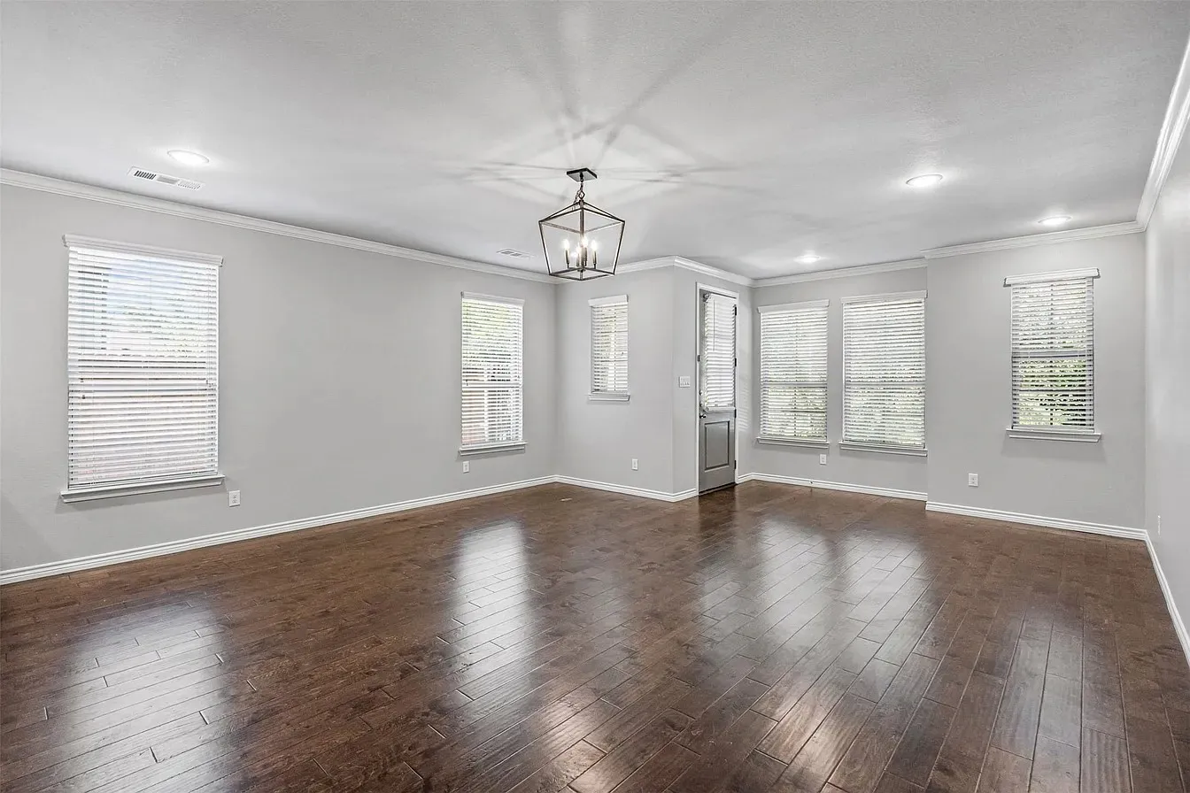 Duplex For Sale in Tarrant County , 2609 Mccart Avenue, Fort Worth, Texas 76110, 6 Bedrooms, 8 Bathrooms, 4 Garage spaces, 3,927 Sqft, built in 2017, Price $1,295,000, mls#21274705, Real Estate Agent in Fort Worth, Homes For Sale in Tarrant county, Homes For Sale in Fort Worth, Realtor in Fort Worth Texas, Real Estate Brokerage Independent Realty Texas, Luminita Cordes Realtor