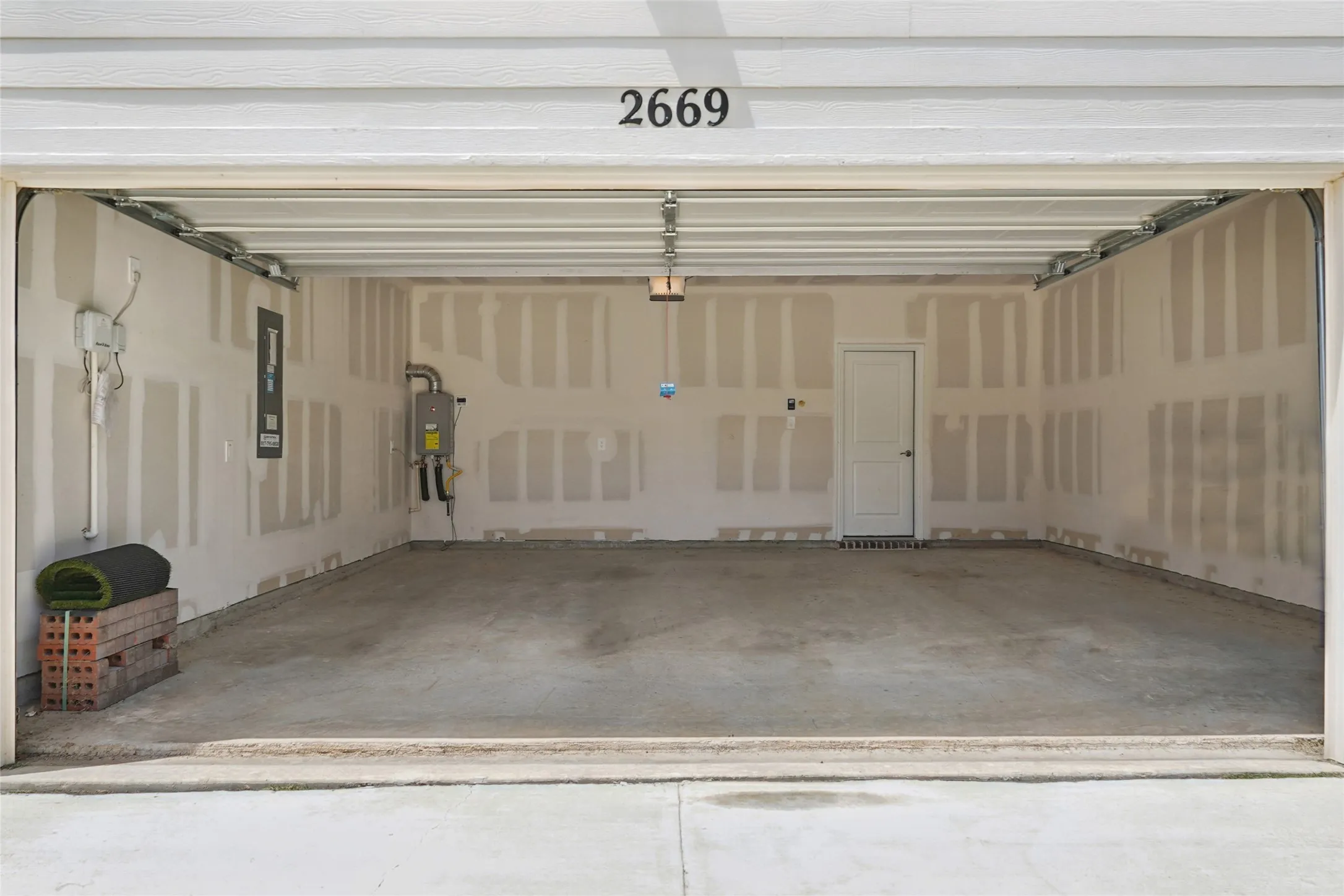Oversized garage
