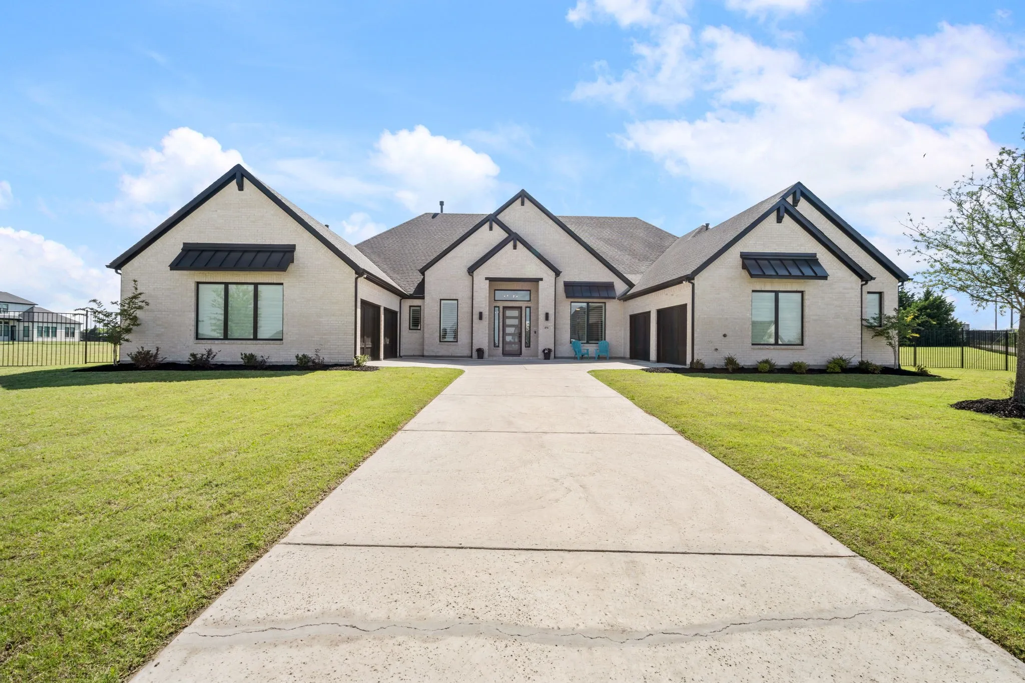 Skip the wait! Tour this pristine, 2025-built Windsor home today.
