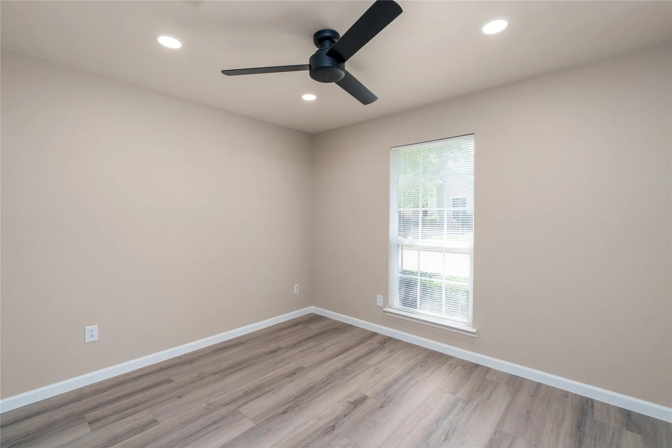 Guest Bedroom 1