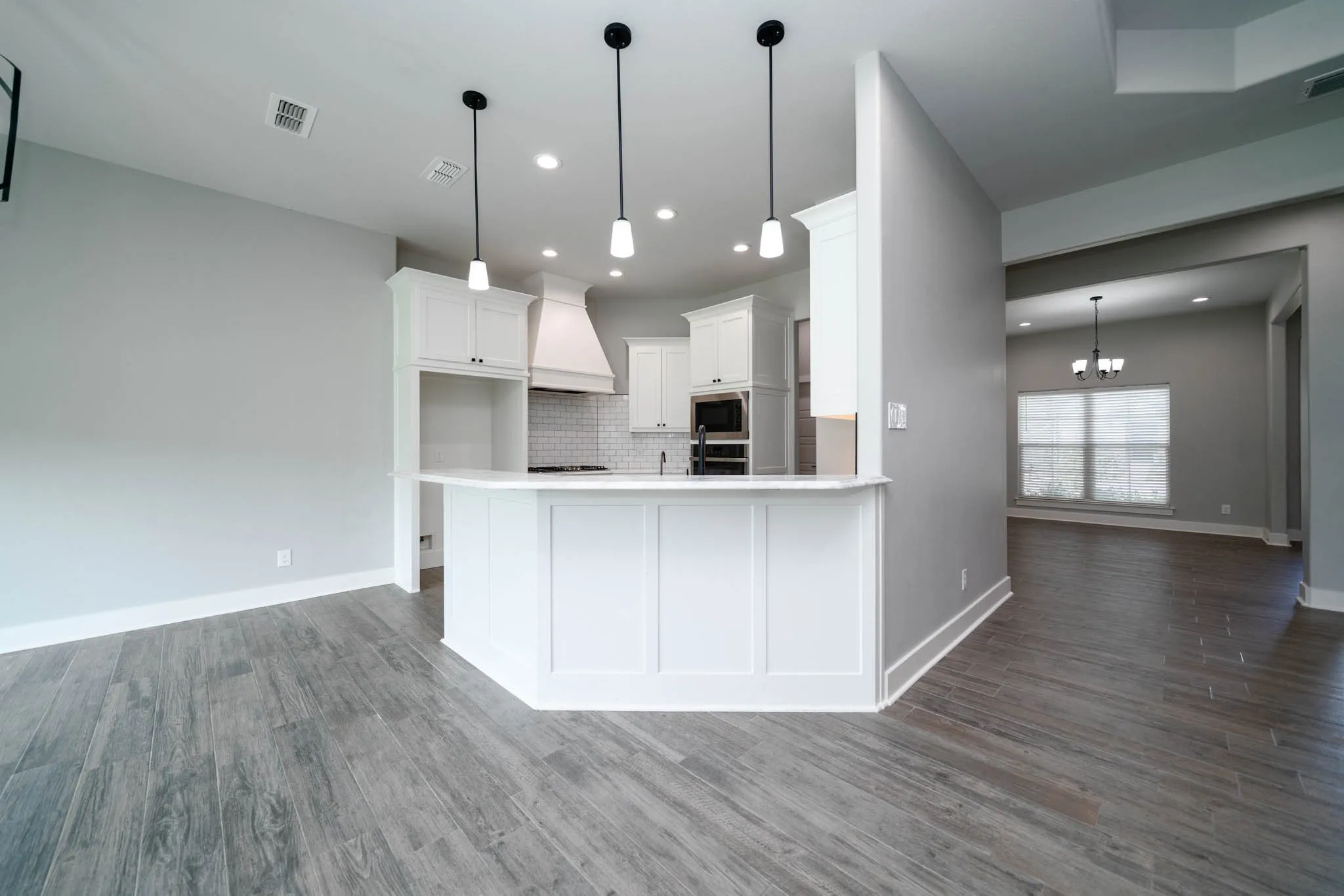 Single Family Residence For Sale in Harrison County , 203 New Braunfels, Hallsville, Texas 75650, 4 Bedrooms, 3 Bathrooms, 2 Garage spaces, 2,370 Sqft, built in 2022, Price $415,000, mls#21274752, Real Estate Agent in Hallsville, Homes For Sale in Harrison county, Homes For Sale in Hallsville, Realtor in Hallsville Texas, Real Estate Brokerage Independent Realty Texas, Luminita Cordes Realtor