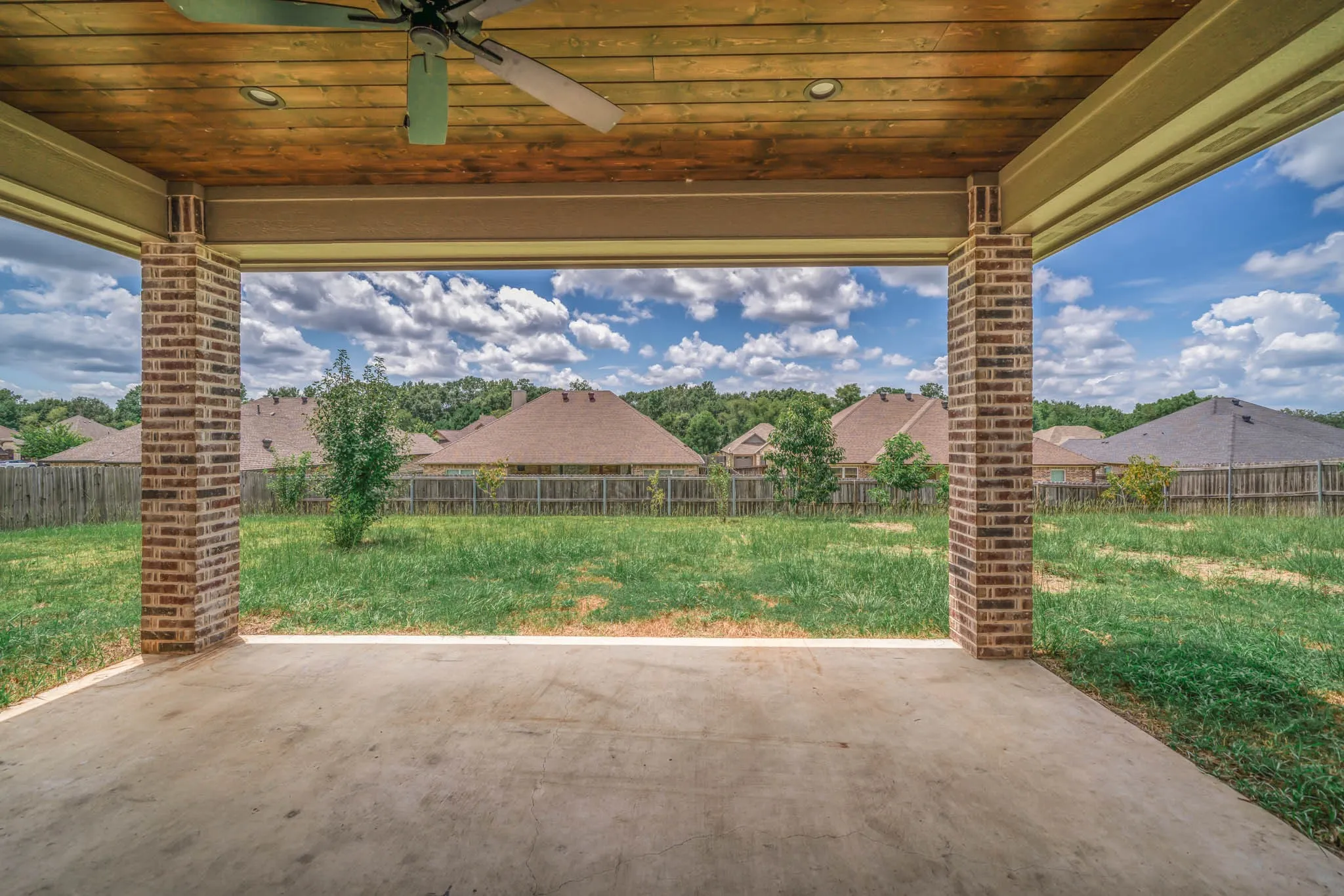 Single Family Residence For Sale in Harrison County , 203 New Braunfels, Hallsville, Texas 75650, 4 Bedrooms, 3 Bathrooms, 2 Garage spaces, 2,370 Sqft, built in 2022, Price $415,000, mls#21274752, Real Estate Agent in Hallsville, Homes For Sale in Harrison county, Homes For Sale in Hallsville, Realtor in Hallsville Texas, Real Estate Brokerage Independent Realty Texas, Luminita Cordes Realtor