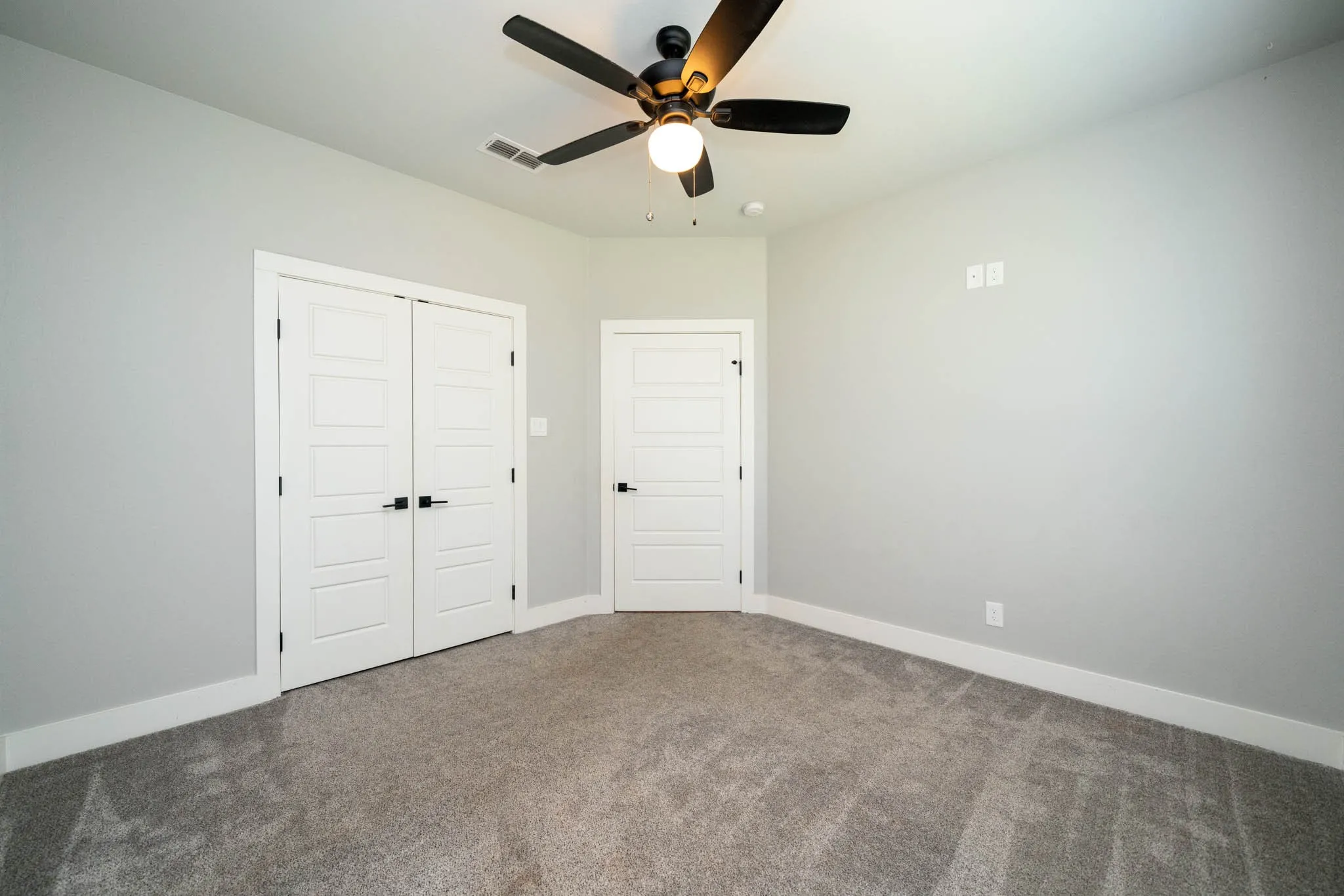 Single Family Residence For Sale in Harrison County , 203 New Braunfels, Hallsville, Texas 75650, 4 Bedrooms, 3 Bathrooms, 2 Garage spaces, 2,370 Sqft, built in 2022, Price $415,000, mls#21274752, Real Estate Agent in Hallsville, Homes For Sale in Harrison county, Homes For Sale in Hallsville, Realtor in Hallsville Texas, Real Estate Brokerage Independent Realty Texas, Luminita Cordes Realtor