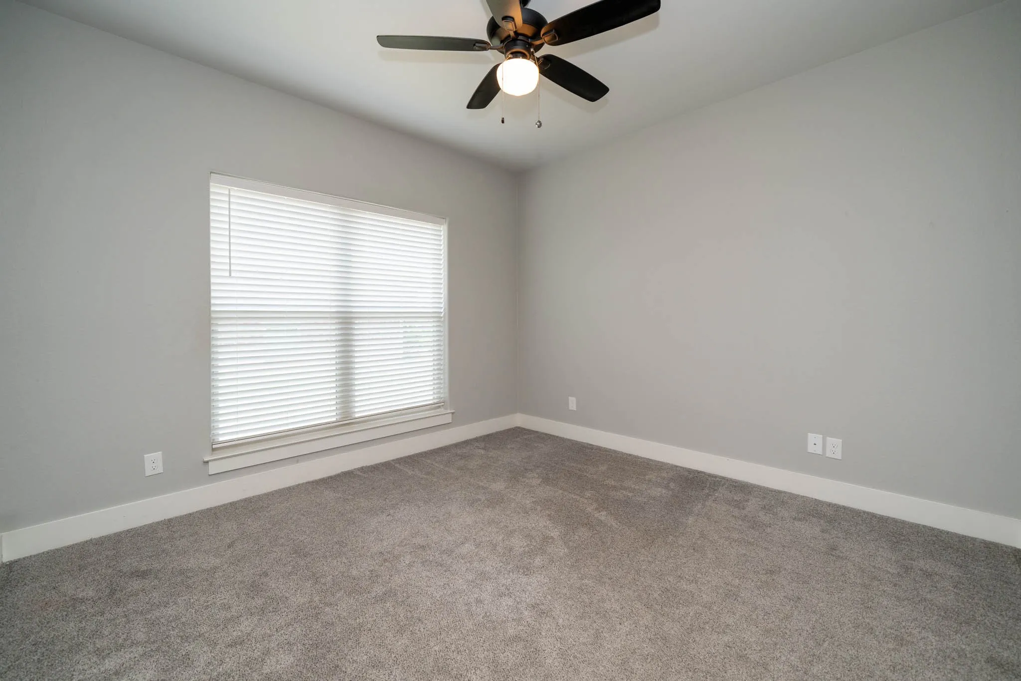 Single Family Residence For Sale in Harrison County , 203 New Braunfels, Hallsville, Texas 75650, 4 Bedrooms, 3 Bathrooms, 2 Garage spaces, 2,370 Sqft, built in 2022, Price $415,000, mls#21274752, Real Estate Agent in Hallsville, Homes For Sale in Harrison county, Homes For Sale in Hallsville, Realtor in Hallsville Texas, Real Estate Brokerage Independent Realty Texas, Luminita Cordes Realtor