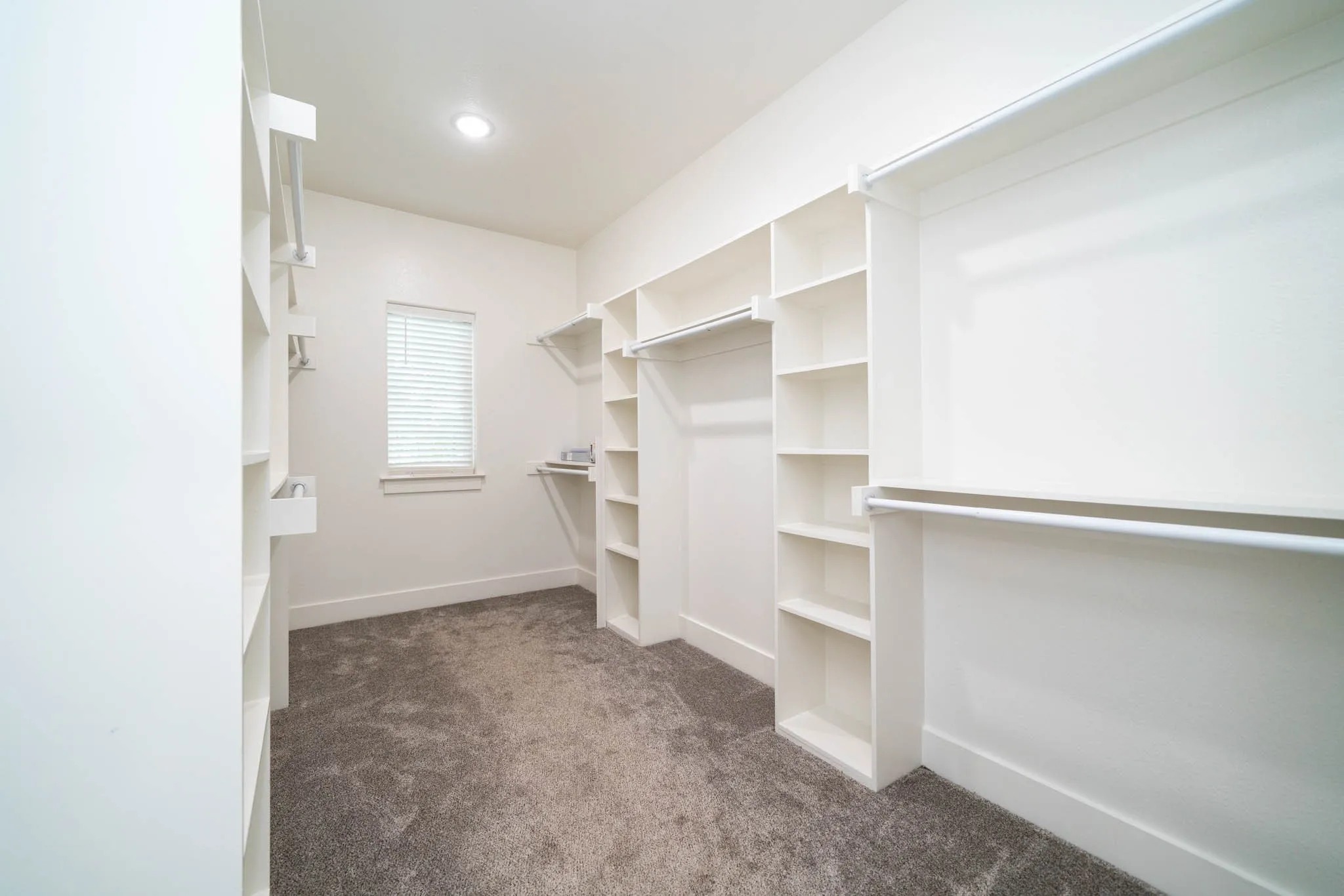 Single Family Residence For Sale in Harrison County , 203 New Braunfels, Hallsville, Texas 75650, 4 Bedrooms, 3 Bathrooms, 2 Garage spaces, 2,370 Sqft, built in 2022, Price $415,000, mls#21274752, Real Estate Agent in Hallsville, Homes For Sale in Harrison county, Homes For Sale in Hallsville, Realtor in Hallsville Texas, Real Estate Brokerage Independent Realty Texas, Luminita Cordes Realtor