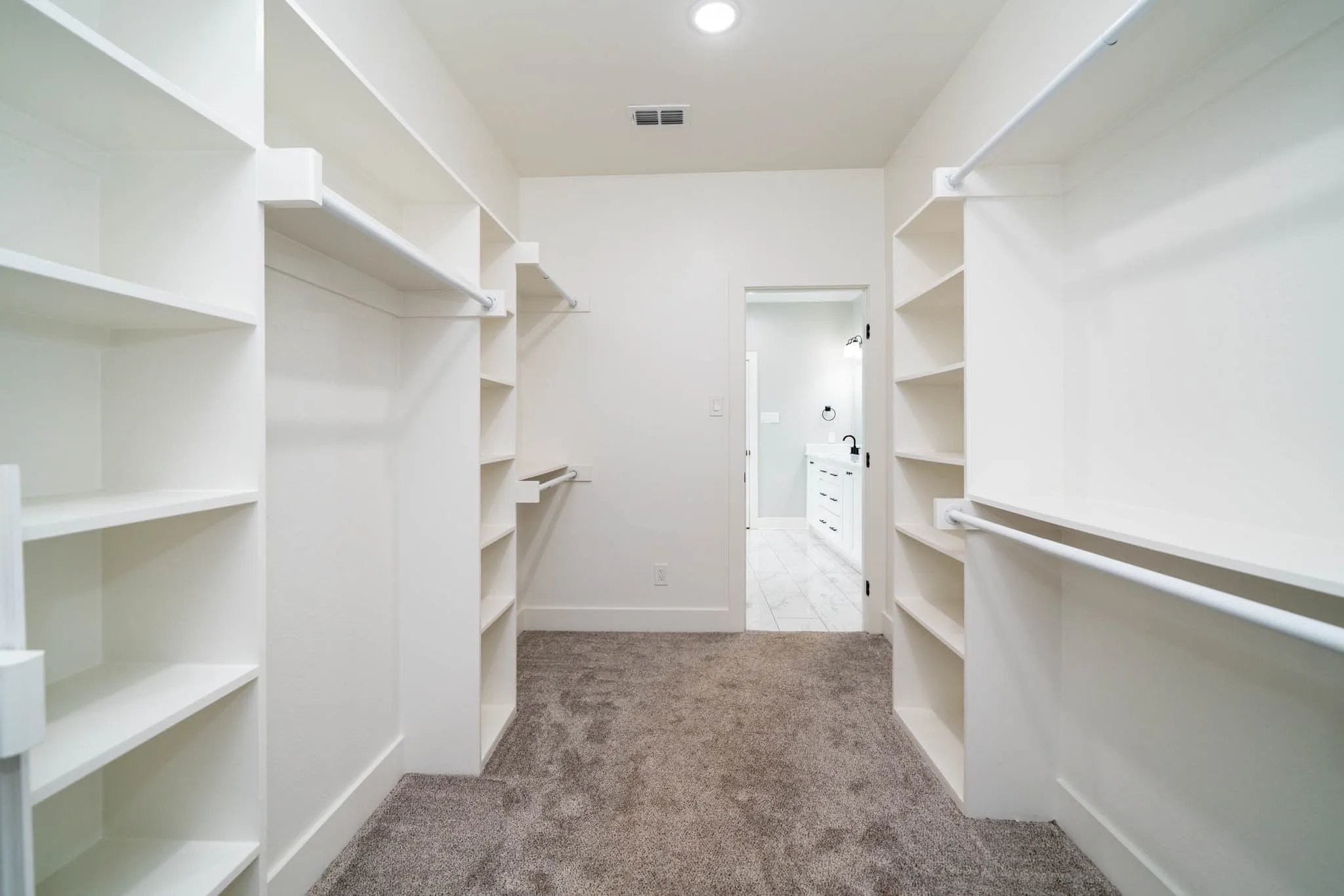 Single Family Residence For Sale in Harrison County , 203 New Braunfels, Hallsville, Texas 75650, 4 Bedrooms, 3 Bathrooms, 2 Garage spaces, 2,370 Sqft, built in 2022, Price $415,000, mls#21274752, Real Estate Agent in Hallsville, Homes For Sale in Harrison county, Homes For Sale in Hallsville, Realtor in Hallsville Texas, Real Estate Brokerage Independent Realty Texas, Luminita Cordes Realtor