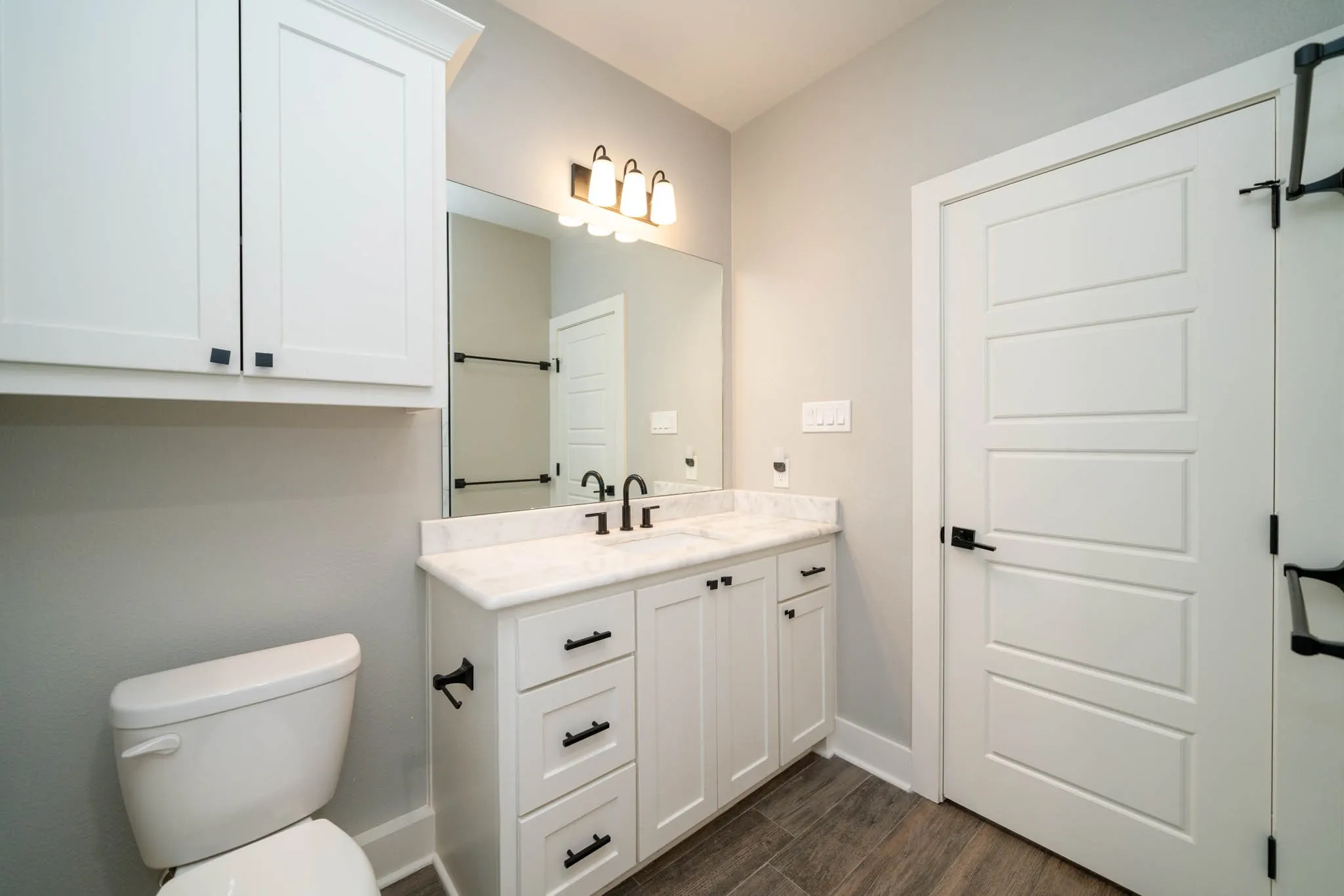 Single Family Residence For Sale in Harrison County , 203 New Braunfels, Hallsville, Texas 75650, 4 Bedrooms, 3 Bathrooms, 2 Garage spaces, 2,370 Sqft, built in 2022, Price $415,000, mls#21274752, Real Estate Agent in Hallsville, Homes For Sale in Harrison county, Homes For Sale in Hallsville, Realtor in Hallsville Texas, Real Estate Brokerage Independent Realty Texas, Luminita Cordes Realtor