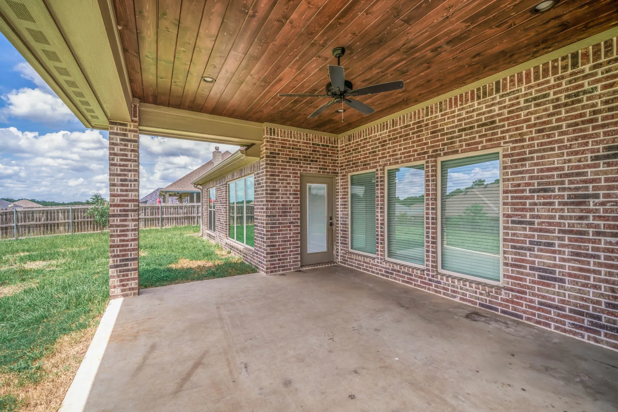 Single Family Residence For Sale in Harrison County , 203 New Braunfels, Hallsville, Texas 75650, 4 Bedrooms, 3 Bathrooms, 2 Garage spaces, 2,370 Sqft, built in 2022, Price $415,000, mls#21274752, Real Estate Agent in Hallsville, Homes For Sale in Harrison county, Homes For Sale in Hallsville, Realtor in Hallsville Texas, Real Estate Brokerage Independent Realty Texas, Luminita Cordes Realtor