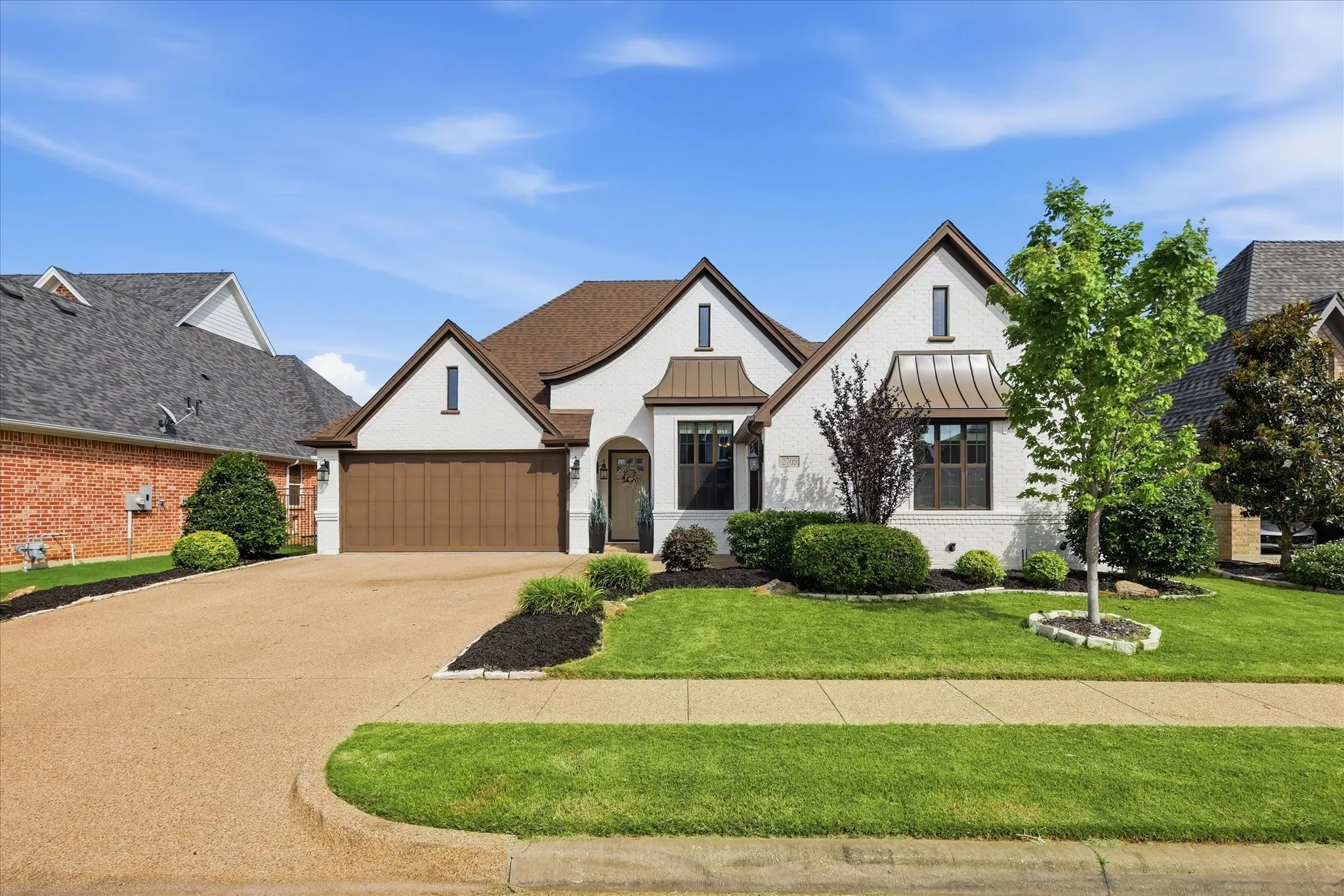 Single Family Residence For Sale in Johnson County , 2705 River Path Court, Burleson, Texas 76028, 3 Bedroom, 3 Bathroom, 2 Garage spaces, 3,078 Sqft, built in 2018, mls#21258542, Real Estate Agent in Burleson, Homes For Sale in Johnson county, Homes For Sale in Burleson, Realtor in Burleson Texas, Real Estate Brokerage Independent Realty Texas, Luminita Cordes Realtor