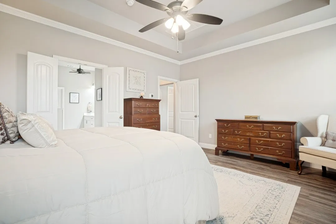 Single Family Residence For Sale in Denton County , 14825 Crystal Spring Drive, Justin, Texas 76247, 5 Bedroom, 3 Bathroom, 3 Garage spaces, 2,805 Sqft, built in 2021, mls#21274109, Real Estate Agent in Justin, Homes For Sale in Denton county, Homes For Sale in Justin, Realtor in Justin Texas, Real Estate Brokerage Independent Realty Texas, Luminita Cordes Realtor