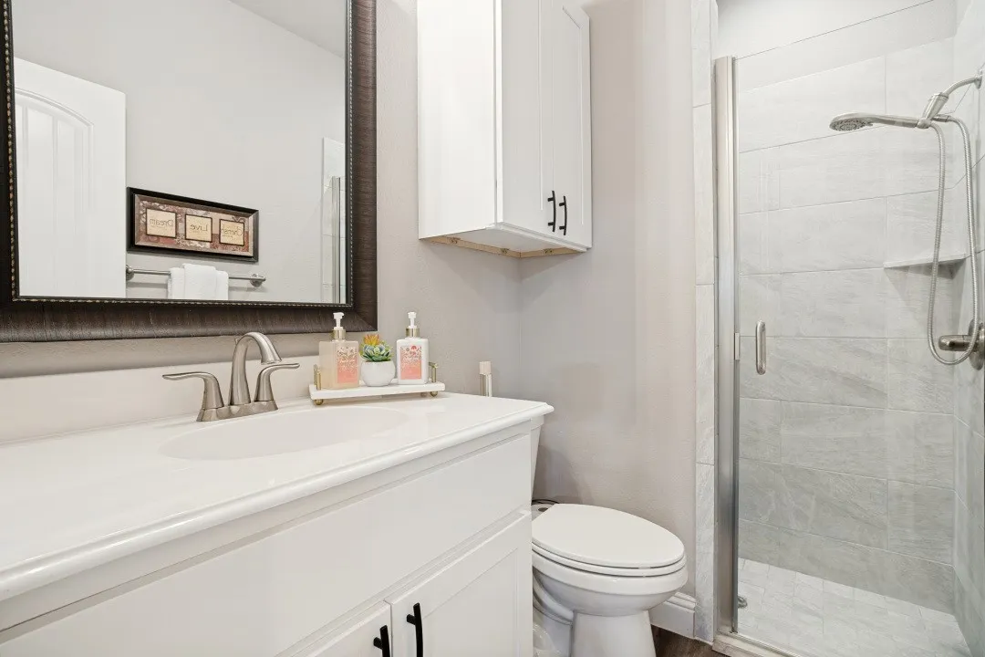 Another secondary bathroom