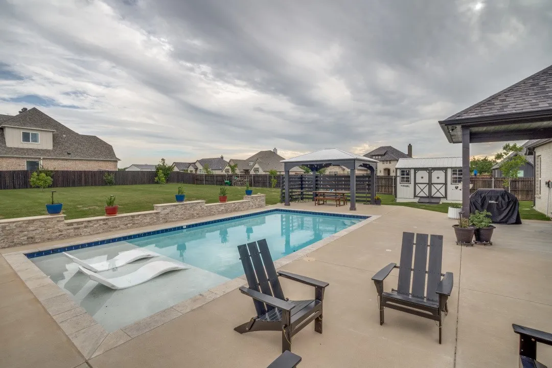 Single Family Residence For Sale in Denton County , 14825 Crystal Spring Drive, Justin, Texas 76247, 5 Bedroom, 3 Bathroom, 3 Garage spaces, 2,805 Sqft, built in 2021, mls#21274109, Real Estate Agent in Justin, Homes For Sale in Denton county, Homes For Sale in Justin, Realtor in Justin Texas, Real Estate Brokerage Independent Realty Texas, Luminita Cordes Realtor