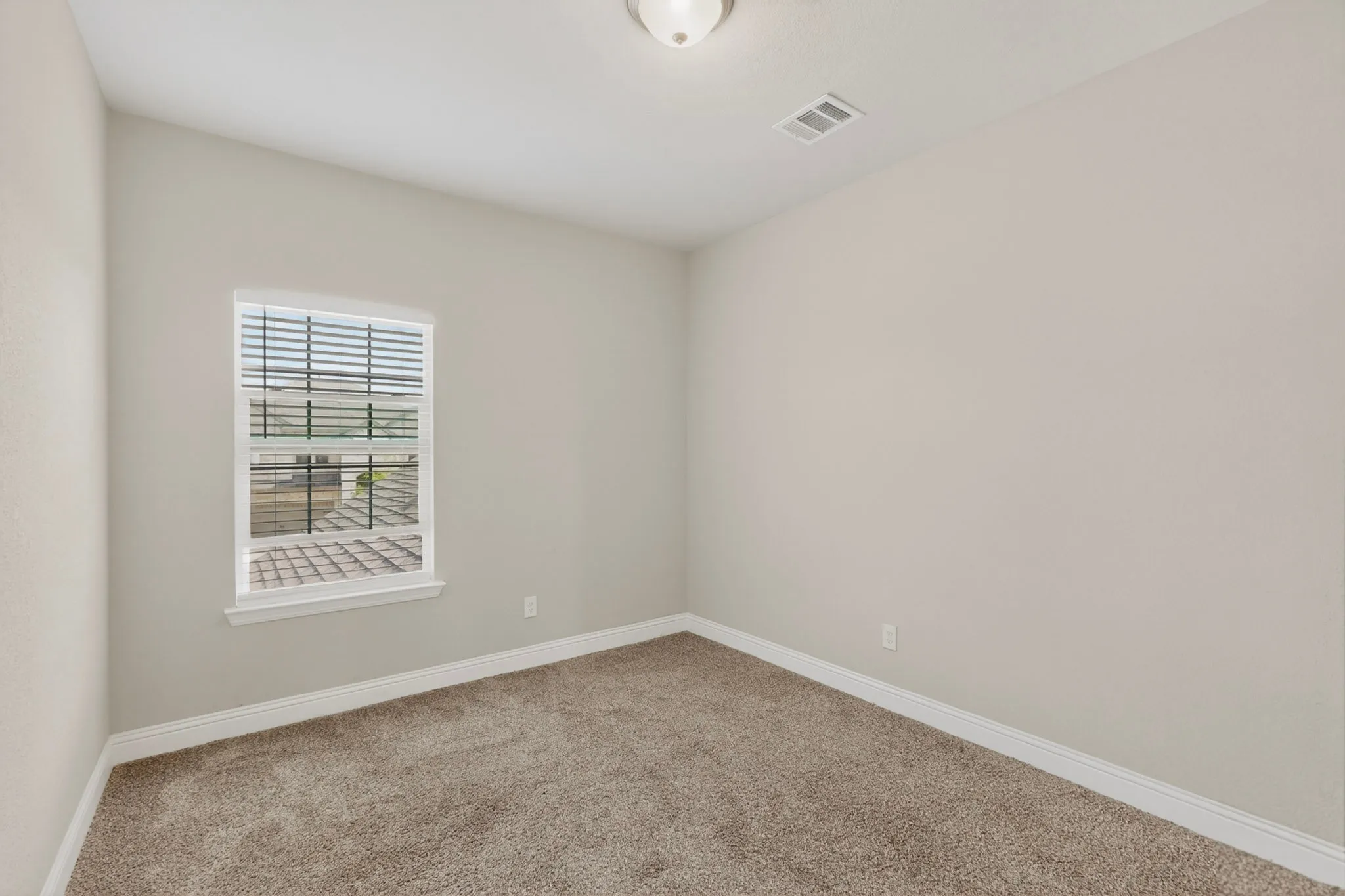 Single Family Residence For Sale in Denton County , 1021 Camphor Street, Hickory Creek, Texas 75065, 4 Bedroom, 3 Bathroom, 2 Garage spaces, 2,615 Sqft, built in 2021, Price $510,000, mls#21274500, Real Estate Agent in Hickory Creek, Homes For Sale in Denton county, Homes For Sale in Hickory Creek, Realtor in Hickory Creek Texas, Real Estate Brokerage Independent Realty Texas, Luminita Cordes Realtor