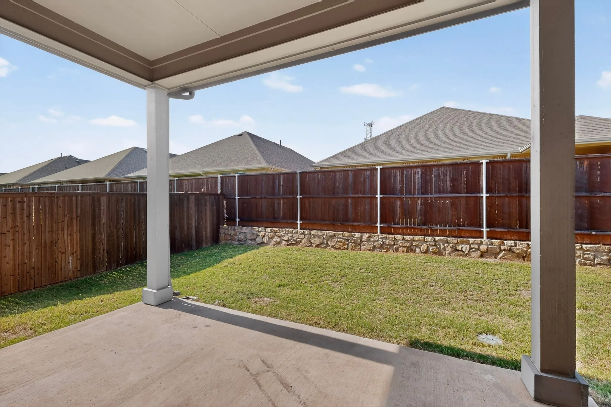 Single Family Residence For Sale in Denton County , 1021 Camphor Street, Hickory Creek, Texas 75065, 4 Bedroom, 3 Bathroom, 2 Garage spaces, 2,615 Sqft, built in 2021, Price $510,000, mls#21274500, Real Estate Agent in Hickory Creek, Homes For Sale in Denton county, Homes For Sale in Hickory Creek, Realtor in Hickory Creek Texas, Real Estate Brokerage Independent Realty Texas, Luminita Cordes Realtor