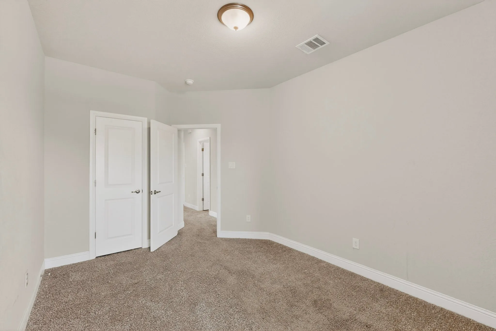 Single Family Residence For Sale in Denton County , 1021 Camphor Street, Hickory Creek, Texas 75065, 4 Bedroom, 3 Bathroom, 2 Garage spaces, 2,615 Sqft, built in 2021, Price $510,000, mls#21274500, Real Estate Agent in Hickory Creek, Homes For Sale in Denton county, Homes For Sale in Hickory Creek, Realtor in Hickory Creek Texas, Real Estate Brokerage Independent Realty Texas, Luminita Cordes Realtor