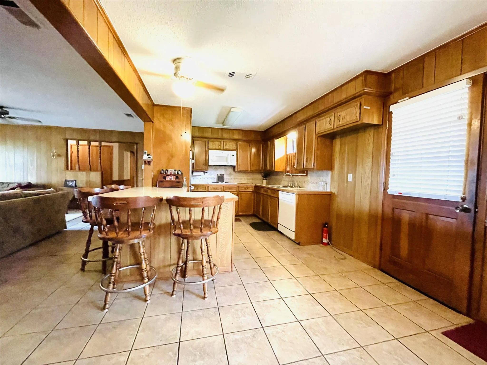 Farm For Sale in Navarro County , 11700 Fm 642, Purdon, Texas 76679, 3 Bedrooms, 2 Bathrooms, 2 Garage spaces, 2,094 Sqft, built in 1978, Price $450,000, mls#21274550, Real Estate Agent in Purdon, Homes For Sale in Navarro county, Homes For Sale in Purdon, Realtor in Purdon Texas, Real Estate Brokerage Independent Realty Texas, Luminita Cordes Realtor