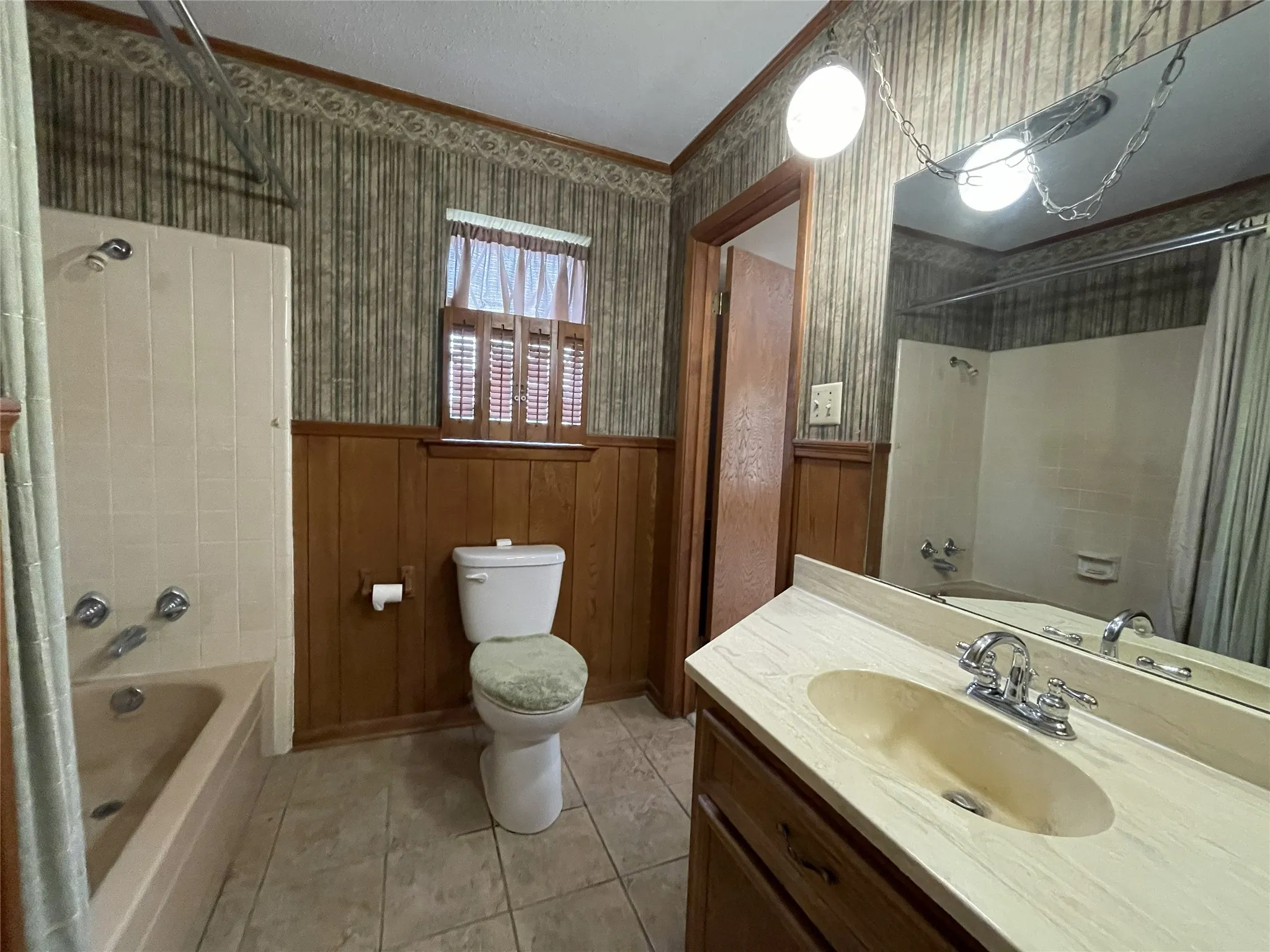 Farm For Sale in Navarro County , 11700 Fm 642, Purdon, Texas 76679, 3 Bedrooms, 2 Bathrooms, 2 Garage spaces, 2,094 Sqft, built in 1978, Price $450,000, mls#21274550, Real Estate Agent in Purdon, Homes For Sale in Navarro county, Homes For Sale in Purdon, Realtor in Purdon Texas, Real Estate Brokerage Independent Realty Texas, Luminita Cordes Realtor