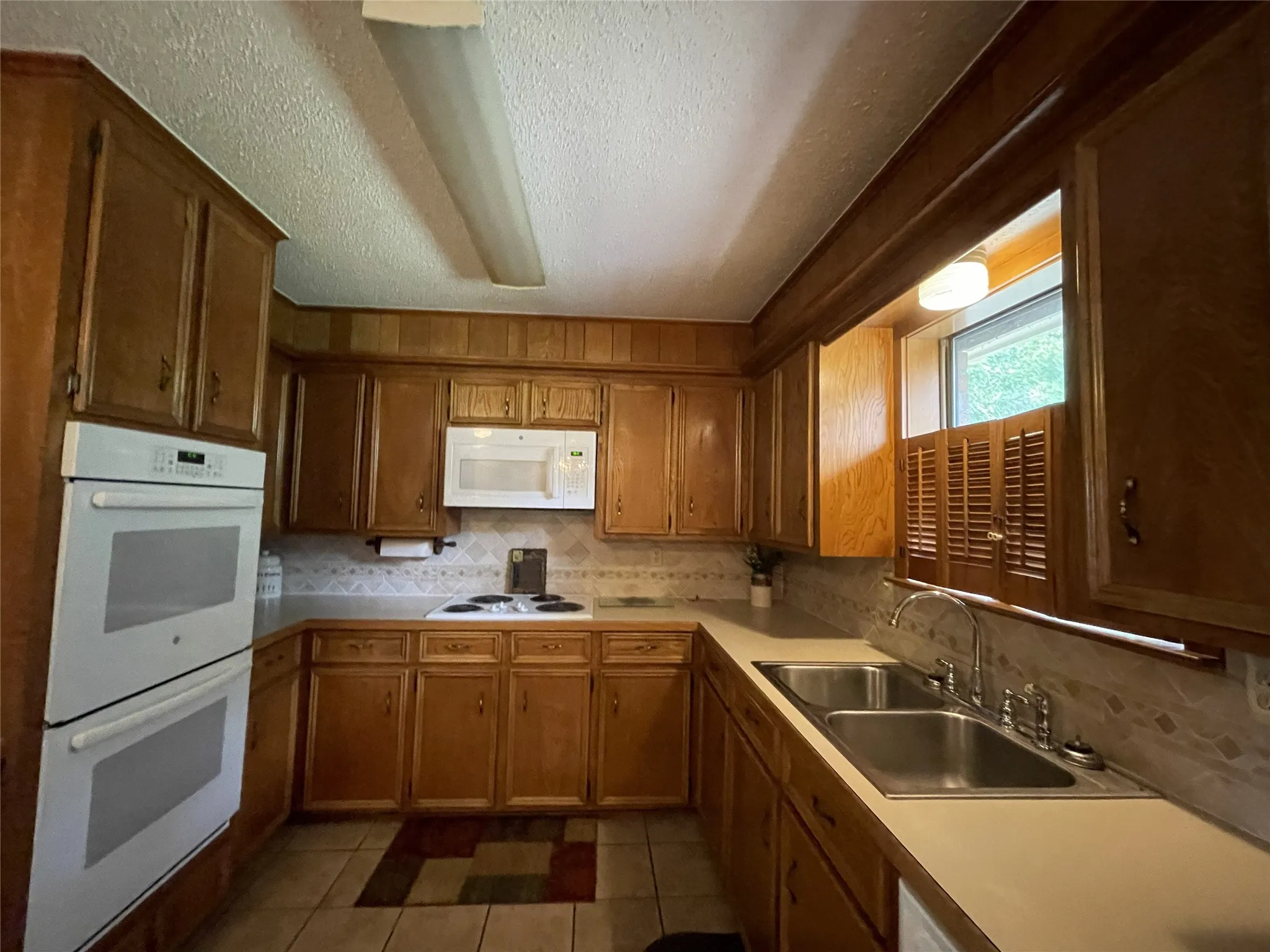 Farm For Sale in Navarro County , 11700 Fm 642, Purdon, Texas 76679, 3 Bedrooms, 2 Bathrooms, 2 Garage spaces, 2,094 Sqft, built in 1978, Price $450,000, mls#21274550, Real Estate Agent in Purdon, Homes For Sale in Navarro county, Homes For Sale in Purdon, Realtor in Purdon Texas, Real Estate Brokerage Independent Realty Texas, Luminita Cordes Realtor