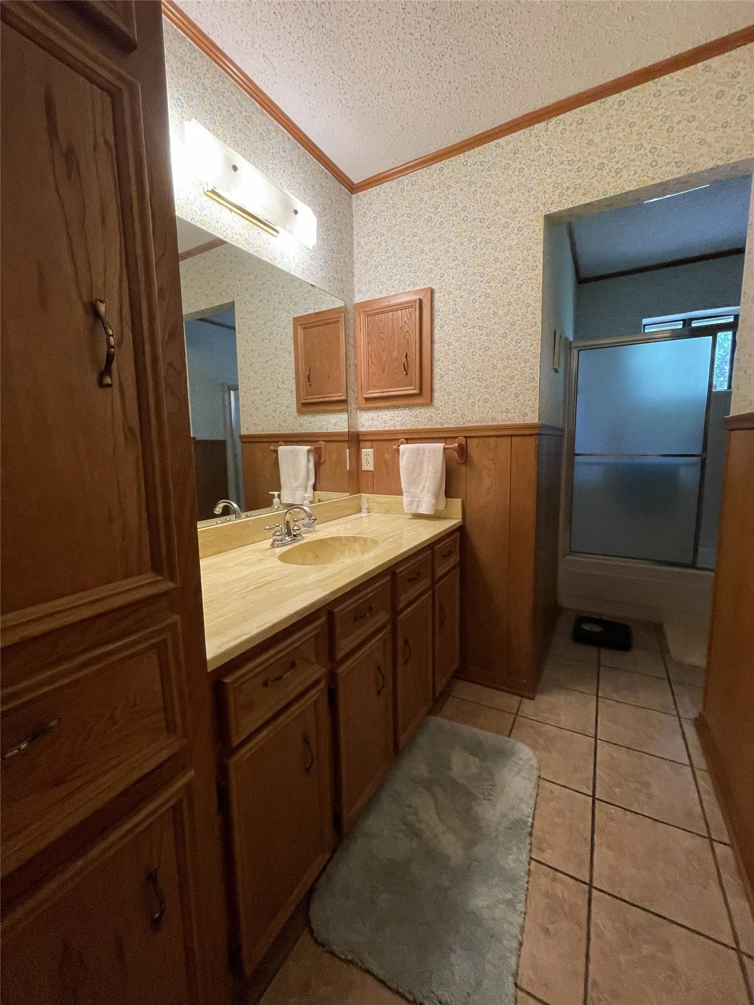 Hall Bath
