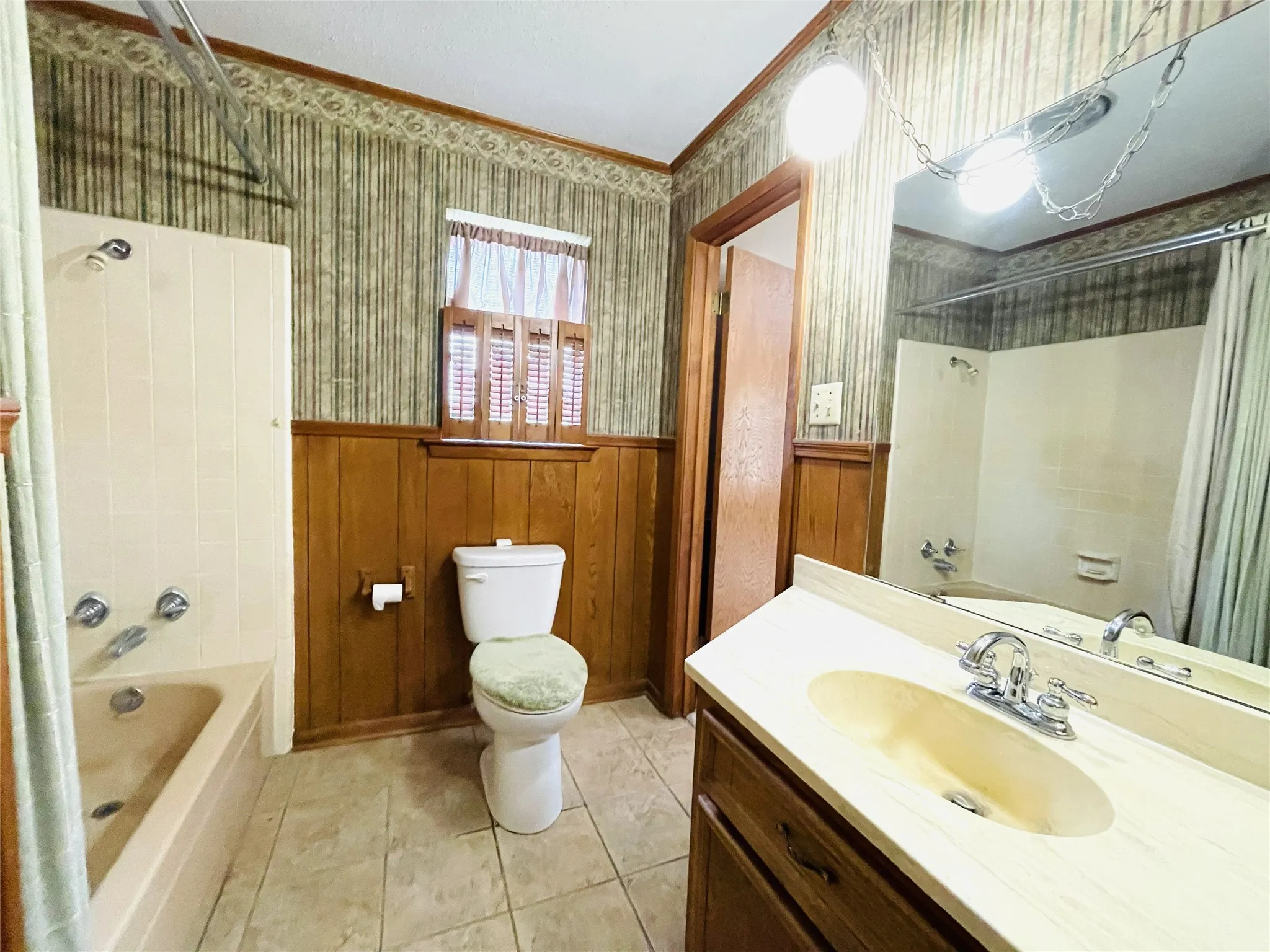 Farm For Sale in Navarro County , 11700 Fm 642, Purdon, Texas 76679, 3 Bedrooms, 2 Bathrooms, 2 Garage spaces, 2,094 Sqft, built in 1978, Price $450,000, mls#21274550, Real Estate Agent in Purdon, Homes For Sale in Navarro county, Homes For Sale in Purdon, Realtor in Purdon Texas, Real Estate Brokerage Independent Realty Texas, Luminita Cordes Realtor