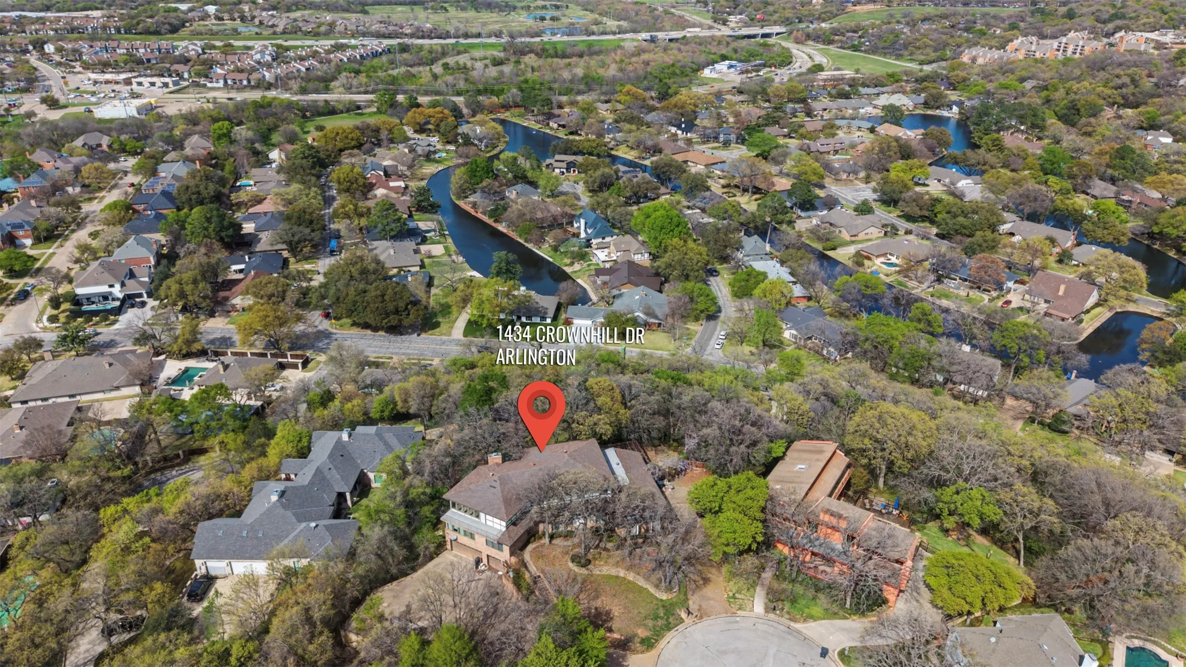 Single Family Residence For Sale in Tarrant County , 1434 Crownhill Drive, Arlington, Texas 76012, 5 Bedroom, 5 Bathroom, 5 Garage spaces, 5,545 Sqft, built in 1976, mls#21237873, Real Estate Agent in Arlington, Homes For Sale in Tarrant county, Homes For Sale in Arlington, Realtor in Arlington Texas, Real Estate Brokerage Independent Realty Texas, Luminita Cordes Realtor