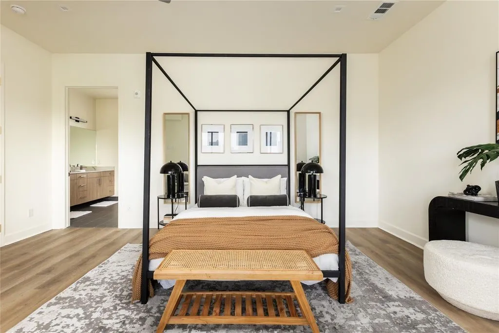 Condominium For Sale in Dallas County , 1901 S Harwood Street 106, Dallas, Texas 75215, 2 Bedroom, 3 Bathroom, Garage spaces, 1,730 Sqft, built in 2021, mls#21274777, Real Estate Agent in Dallas, Homes For Sale in Dallas county, Homes For Sale in Dallas, Realtor in Dallas Texas, Real Estate Brokerage Independent Realty Texas, Luminita Cordes Realtor