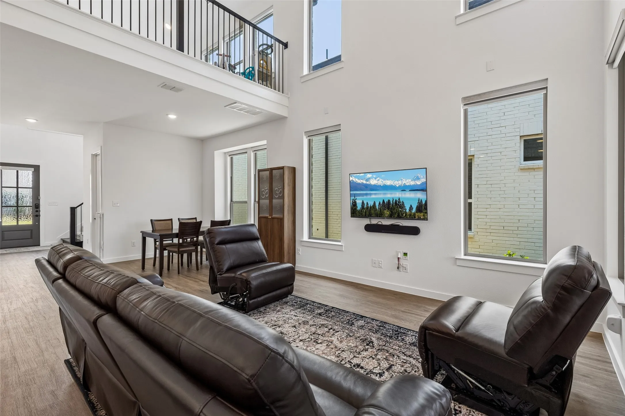 Single Family Residence For Sale in Collin County , 805 Isabel Street, Celina, Texas 75009, 4 Bedrooms, 4 Bathrooms, 2 Garage spaces, 2,662 Sqft, built in 2023, Price $567,000, mls#21266696, Real Estate Agent in Celina, Homes For Sale in Collin county, Homes For Sale in Celina, Realtor in Celina Texas, Real Estate Brokerage Independent Realty Texas, Luminita Cordes Realtor