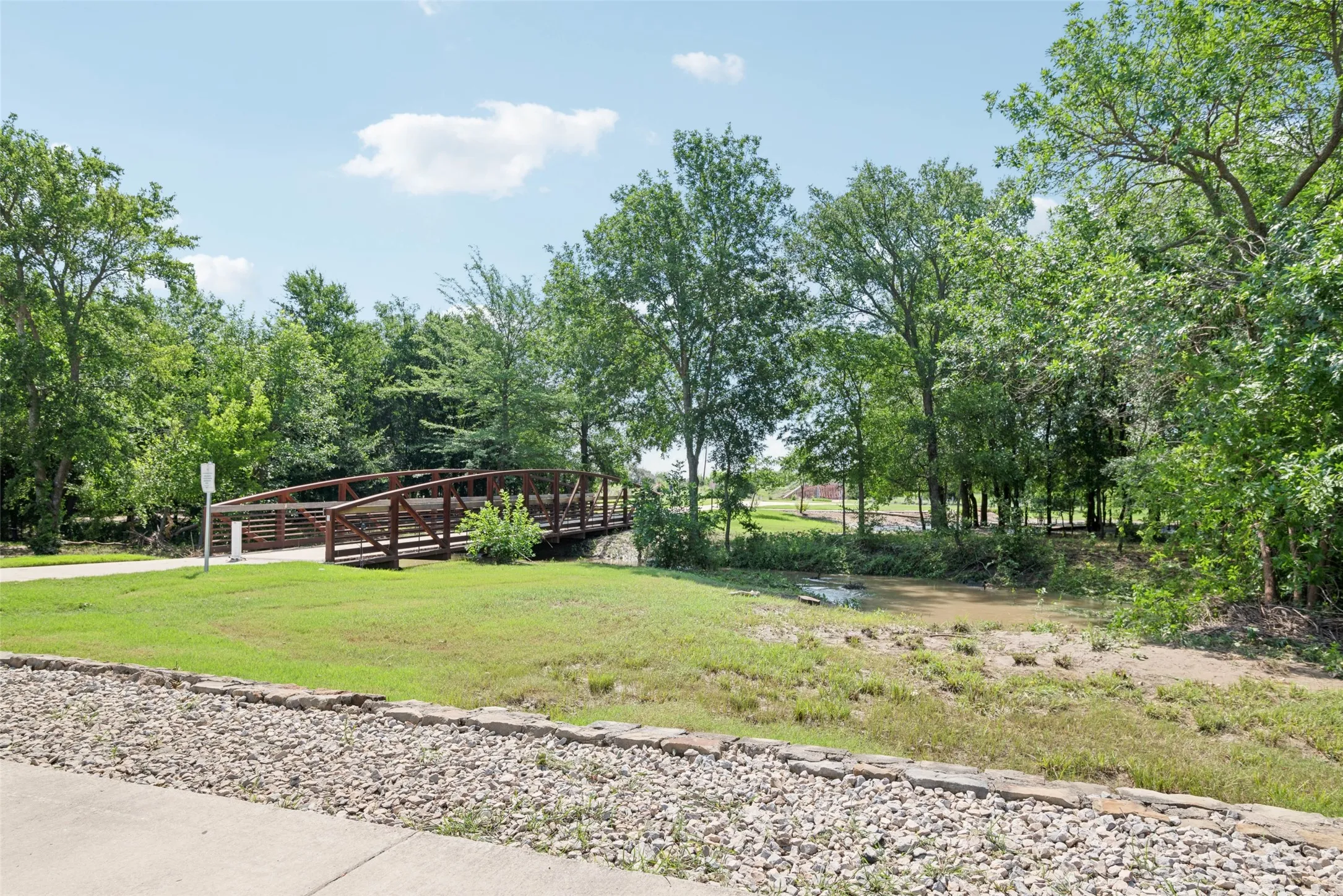 Single Family Residence For Sale in Collin County , 805 Isabel Street, Celina, Texas 75009, 4 Bedrooms, 4 Bathrooms, 2 Garage spaces, 2,662 Sqft, built in 2023, Price $567,000, mls#21266696, Real Estate Agent in Celina, Homes For Sale in Collin county, Homes For Sale in Celina, Realtor in Celina Texas, Real Estate Brokerage Independent Realty Texas, Luminita Cordes Realtor