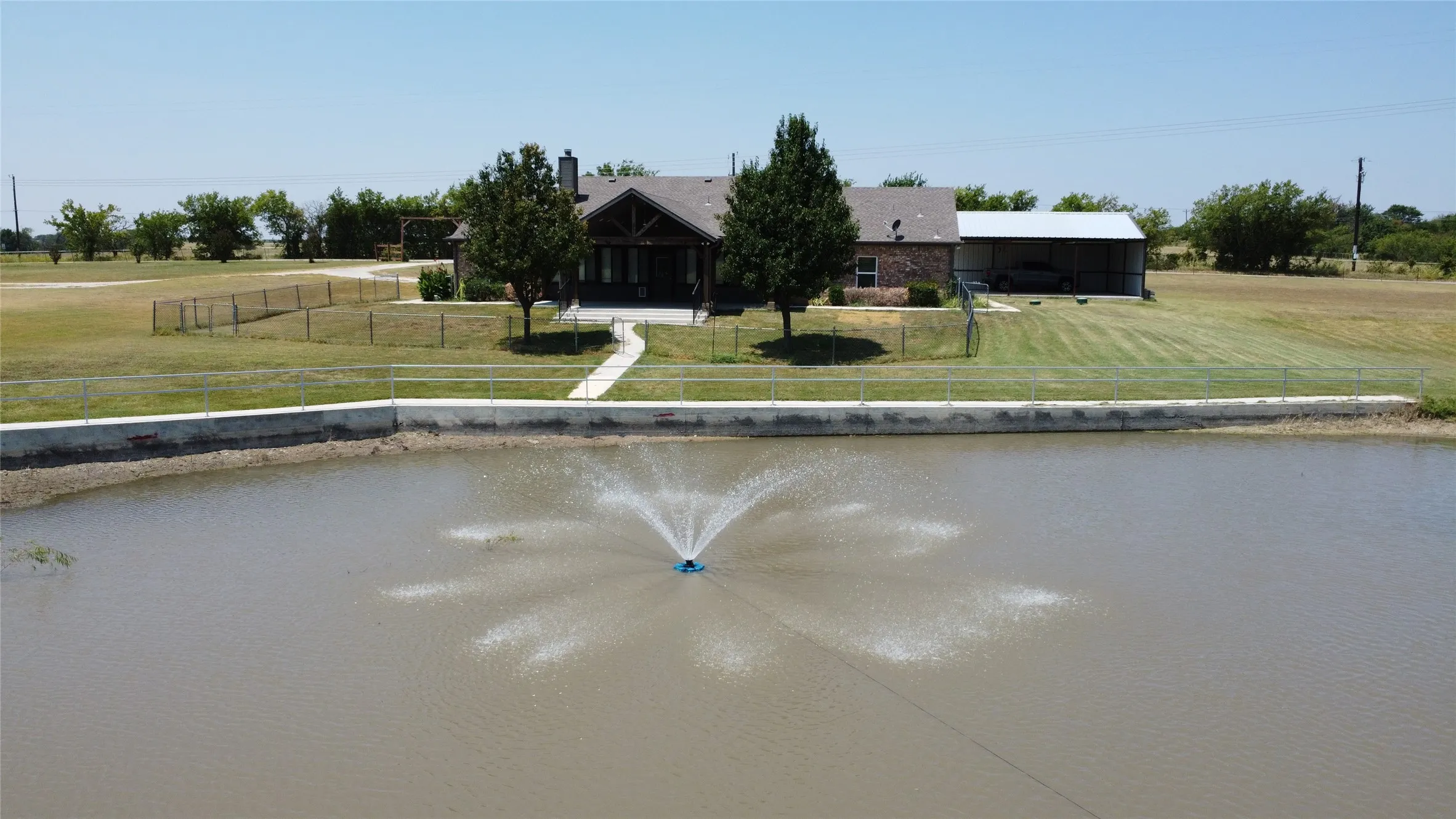 Single Family Residence For Sale in Denton County , 6490 Rector Road, Sanger, Texas 76266, 3 Bedroom, 2 Bathroom, 2 Garage spaces, 1,760 Sqft, built in 2008, mls#21273689, Real Estate Agent in Sanger, Homes For Sale in Denton county, Homes For Sale in Sanger, Realtor in Sanger Texas, Real Estate Brokerage Independent Realty Texas, Luminita Cordes Realtor