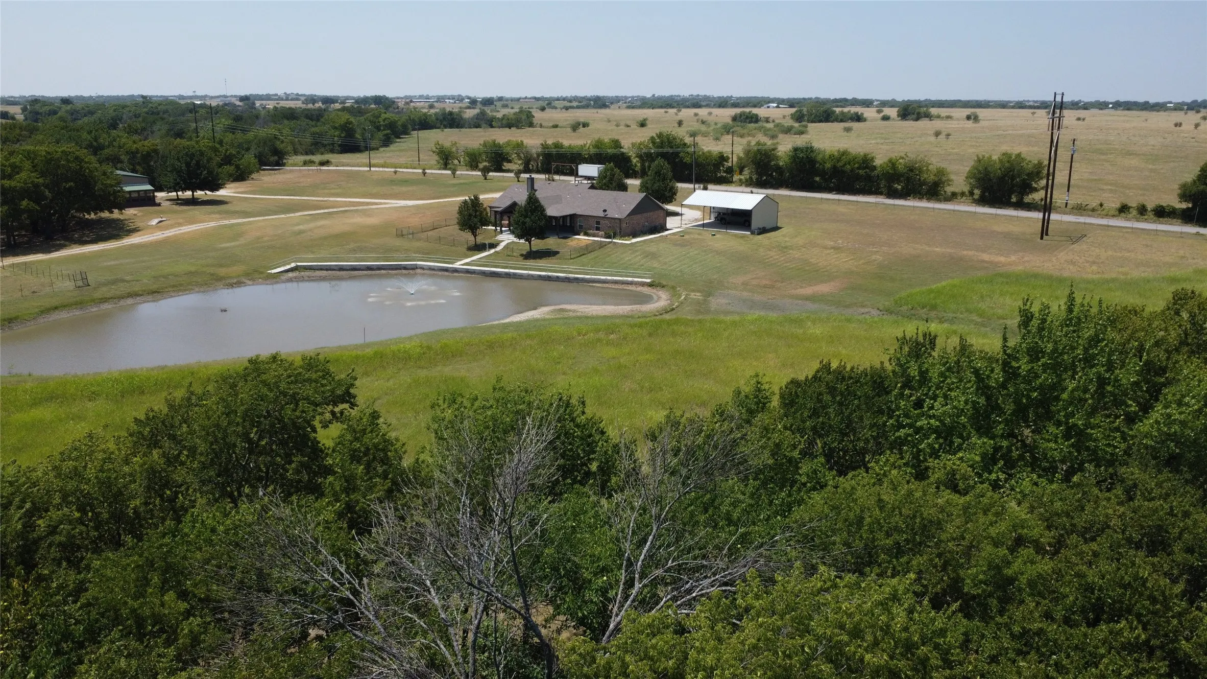 Single Family Residence For Sale in Denton County , 6490 Rector Road, Sanger, Texas 76266, 3 Bedroom, 2 Bathroom, 2 Garage spaces, 1,760 Sqft, built in 2008, mls#21273689, Real Estate Agent in Sanger, Homes For Sale in Denton county, Homes For Sale in Sanger, Realtor in Sanger Texas, Real Estate Brokerage Independent Realty Texas, Luminita Cordes Realtor