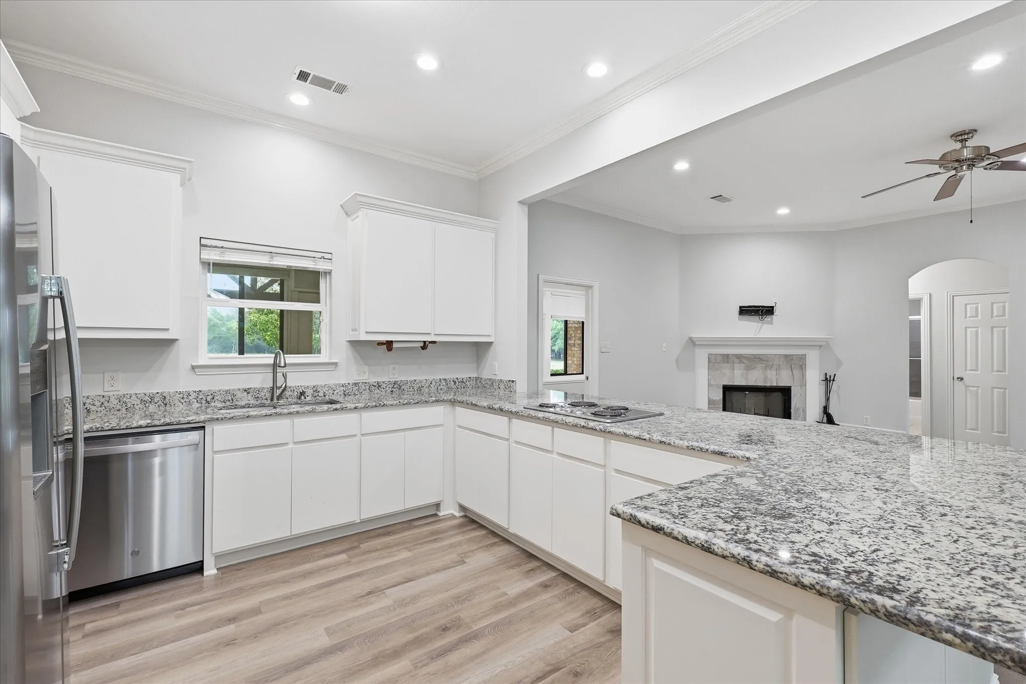 Single Family Residence For Sale in Denton County , 6490 Rector Road, Sanger, Texas 76266, 3 Bedroom, 2 Bathroom, 2 Garage spaces, 1,760 Sqft, built in 2008, mls#21273689, Real Estate Agent in Sanger, Homes For Sale in Denton county, Homes For Sale in Sanger, Realtor in Sanger Texas, Real Estate Brokerage Independent Realty Texas, Luminita Cordes Realtor
