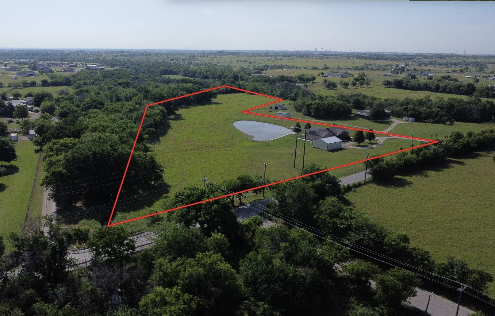Single Family Residence For Sale in Denton County , 6490 Rector Road, Sanger, Texas 76266, 3 Bedroom, 2 Bathroom, 2 Garage spaces, 1,760 Sqft, built in 2008, mls#21273689, Real Estate Agent in Sanger, Homes For Sale in Denton county, Homes For Sale in Sanger, Realtor in Sanger Texas, Real Estate Brokerage Independent Realty Texas, Luminita Cordes Realtor