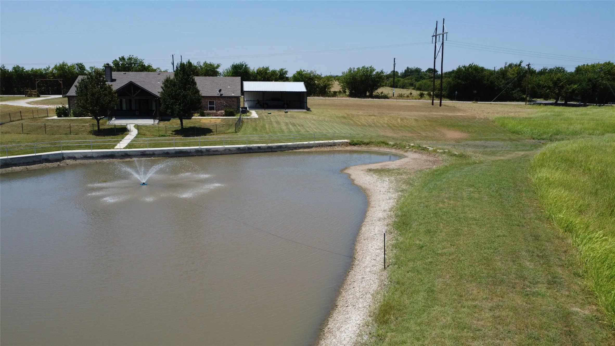 Single Family Residence For Sale in Denton County , 6490 Rector Road, Sanger, Texas 76266, 3 Bedroom, 2 Bathroom, 2 Garage spaces, 1,760 Sqft, built in 2008, mls#21273689, Real Estate Agent in Sanger, Homes For Sale in Denton county, Homes For Sale in Sanger, Realtor in Sanger Texas, Real Estate Brokerage Independent Realty Texas, Luminita Cordes Realtor