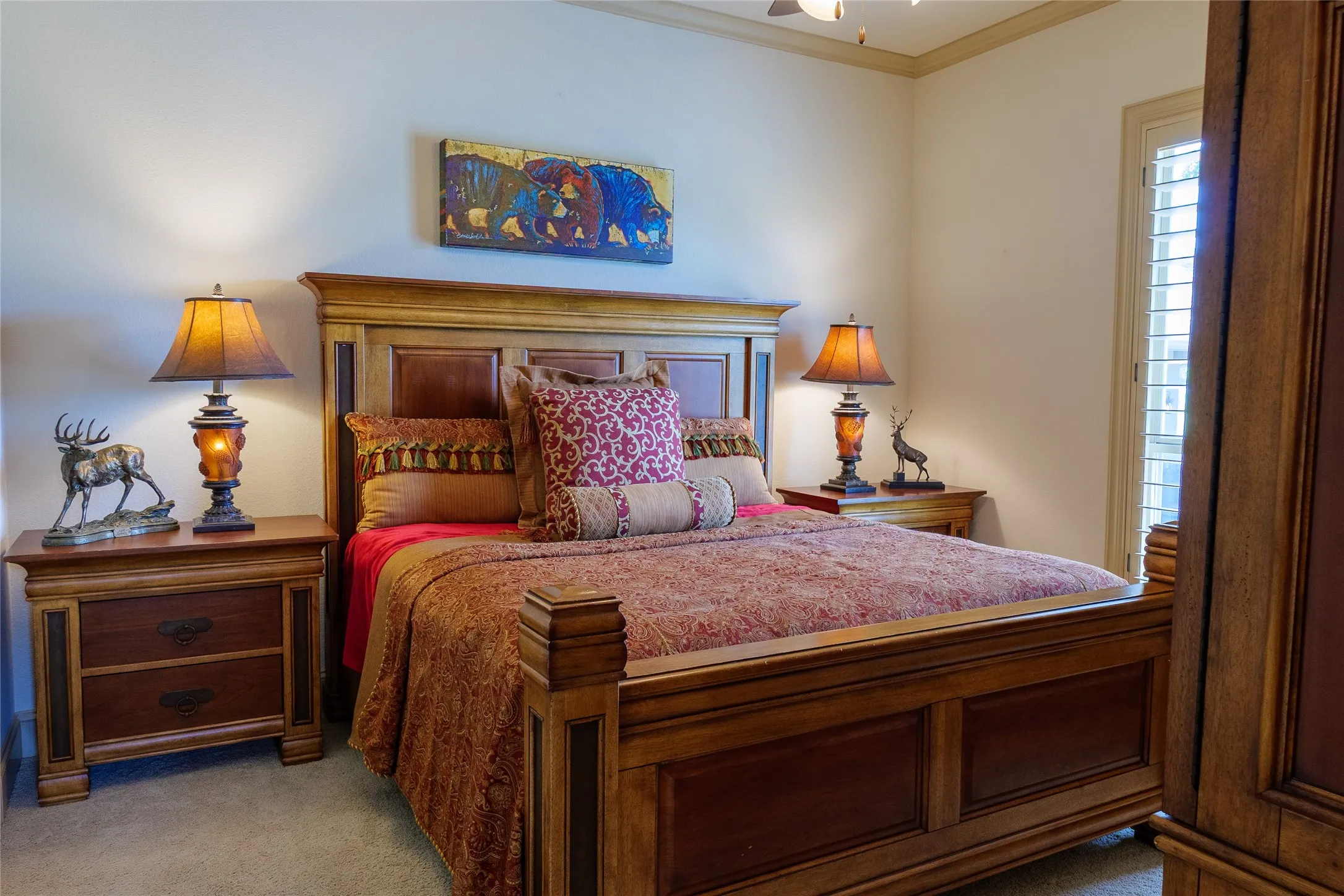 Main house secondary bedroom located downstairs
