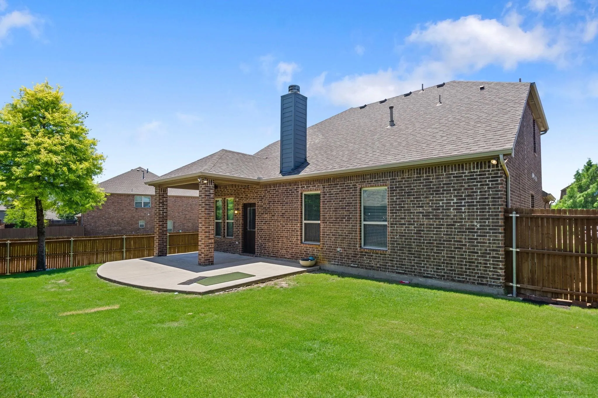 Single Family Residence For Sale in Collin County , 913 Lampassas Trail, Mc Kinney, Texas 75072, 4 Bedroom, 4 Bathroom, 2 Garage spaces, 2,749 Sqft, built in 2012, mls#21268124, Real Estate Agent in Mc Kinney, Homes For Sale in Collin county, Homes For Sale in Mc Kinney, Realtor in Mc Kinney Texas, Real Estate Brokerage Independent Realty Texas, Luminita Cordes Realtor