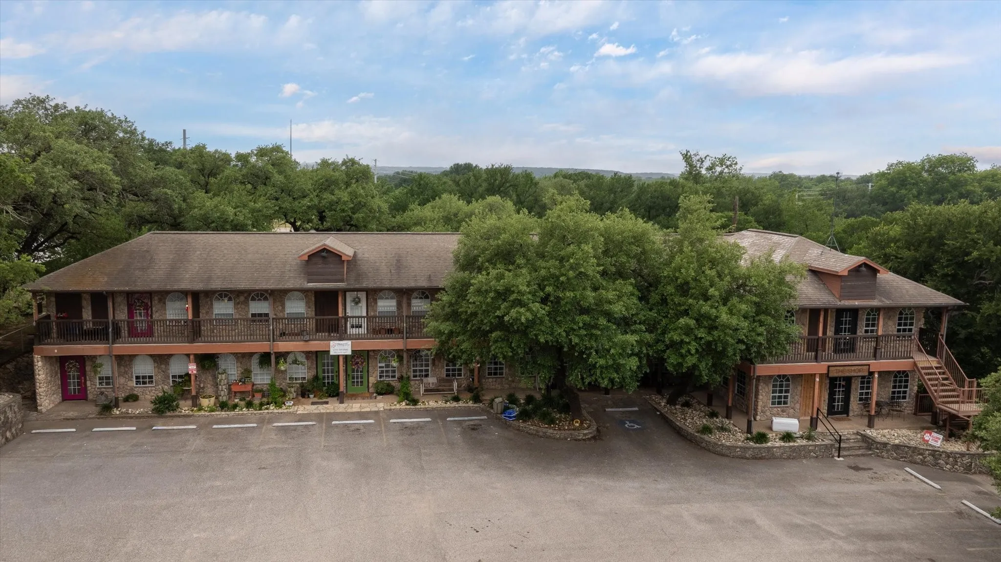 Office For Sale in Somervell County , 200 E Elm Street, Glen Rose, Texas 76043, 0, 0, Garage spaces, 0 Sqft, built in 2000, mls#21258565, Real Estate Agent in Glen Rose, Homes For Sale in Somervell county, Homes For Sale in Glen Rose, Realtor in Glen Rose Texas, Real Estate Brokerage Independent Realty Texas, Luminita Cordes Realtor