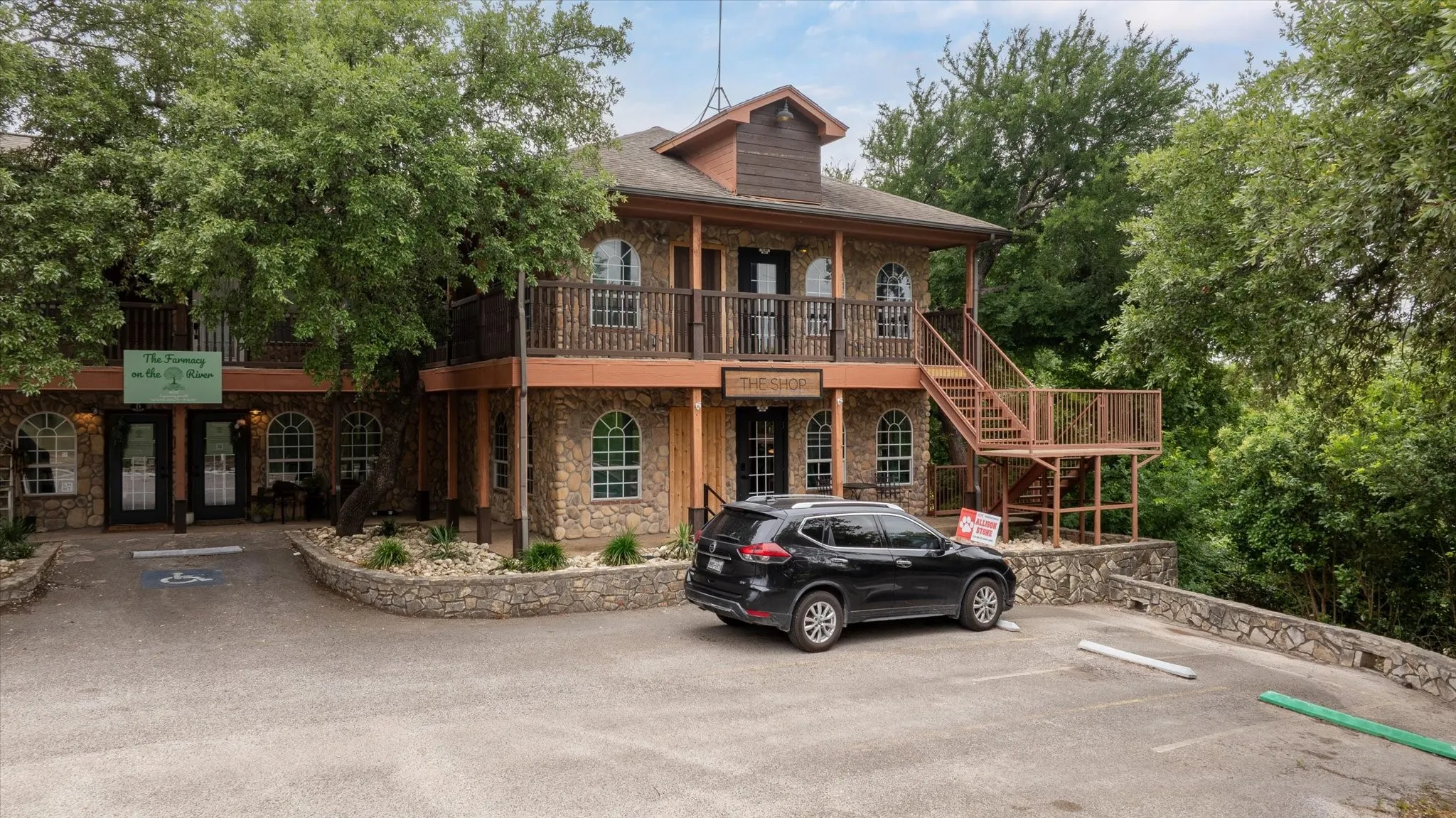 Office For Sale in Somervell County , 200 E Elm Street, Glen Rose, Texas 76043, 0, 0, Garage spaces, 0 Sqft, built in 2000, mls#21258565, Real Estate Agent in Glen Rose, Homes For Sale in Somervell county, Homes For Sale in Glen Rose, Realtor in Glen Rose Texas, Real Estate Brokerage Independent Realty Texas, Luminita Cordes Realtor
