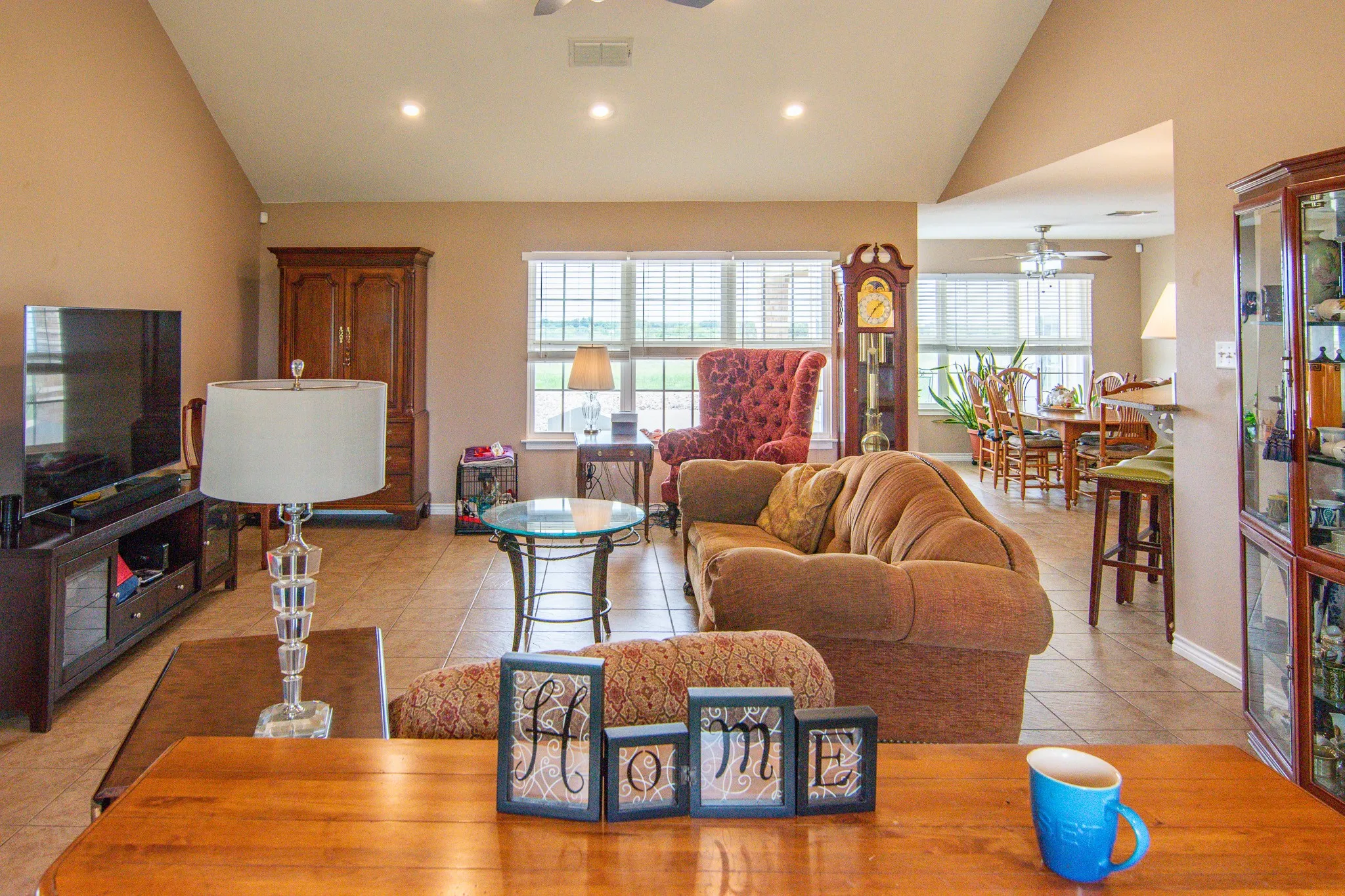 Farm For Sale in Brown County , 6187 Fm 586, Bangs, Texas 76823, 4 Bedroom, 3 Bathroom, 2 Garage spaces, 3,405 Sqft, built in 2007, mls#21274924, Real Estate Agent in Bangs, Homes For Sale in Brown county, Homes For Sale in Bangs, Realtor in Bangs Texas, Real Estate Brokerage Independent Realty Texas, Luminita Cordes Realtor