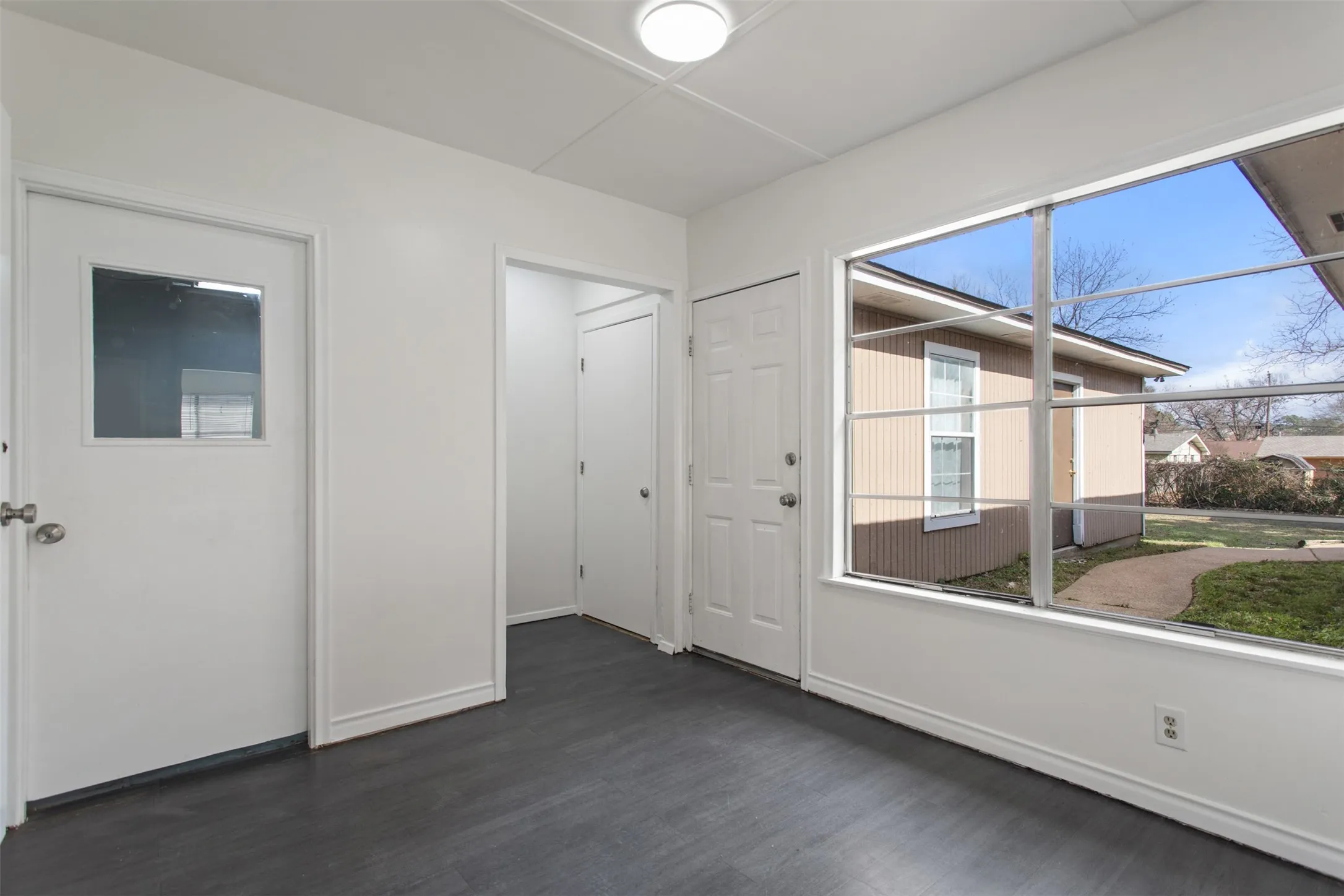 Single Family Residence For Sale in Smith County , 3126 Colgate Avenue, Tyler, Texas 75701, 4 Bedrooms, 3 Bathrooms, 2 Garage spaces, 2,121 Sqft, built in 1958, Price $239,900, mls#21274951, Real Estate Agent in Tyler, Homes For Sale in Smith county, Homes For Sale in Tyler, Realtor in Tyler Texas, Real Estate Brokerage Independent Realty Texas, Luminita Cordes Realtor