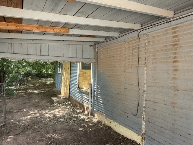 Single Family Residence For Sale in Taylor County , 918 Sammons Street, Abilene, Texas 79605, 2 Bedroom, 2 Bathroom, Garage spaces, 1,140 Sqft, built in 1960, mls#21273881, Real Estate Agent in Abilene, Homes For Sale in Taylor county, Homes For Sale in Abilene, Realtor in Abilene Texas, Real Estate Brokerage Independent Realty Texas, Luminita Cordes Realtor