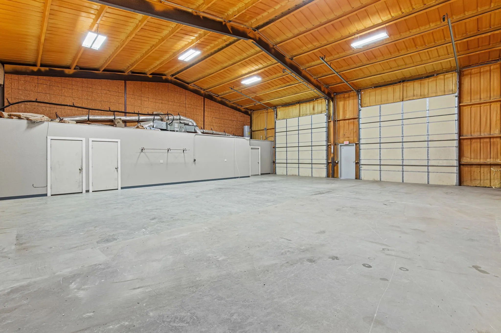 Warehouse For Rent in Wise County , 2601 S Highway 287 600, Decatur, Texas 76234, 0, 0, Garage spaces, 0 Sqft, built in 1975, Price $2,100, mls#21274965, Real Estate Agent in Decatur, Homes For Rent in Wise county, Homes For Rent in Decatur, Realtor in Decatur Texas, Real Estate Brokerage Independent Realty Texas, Luminita Cordes Realtor