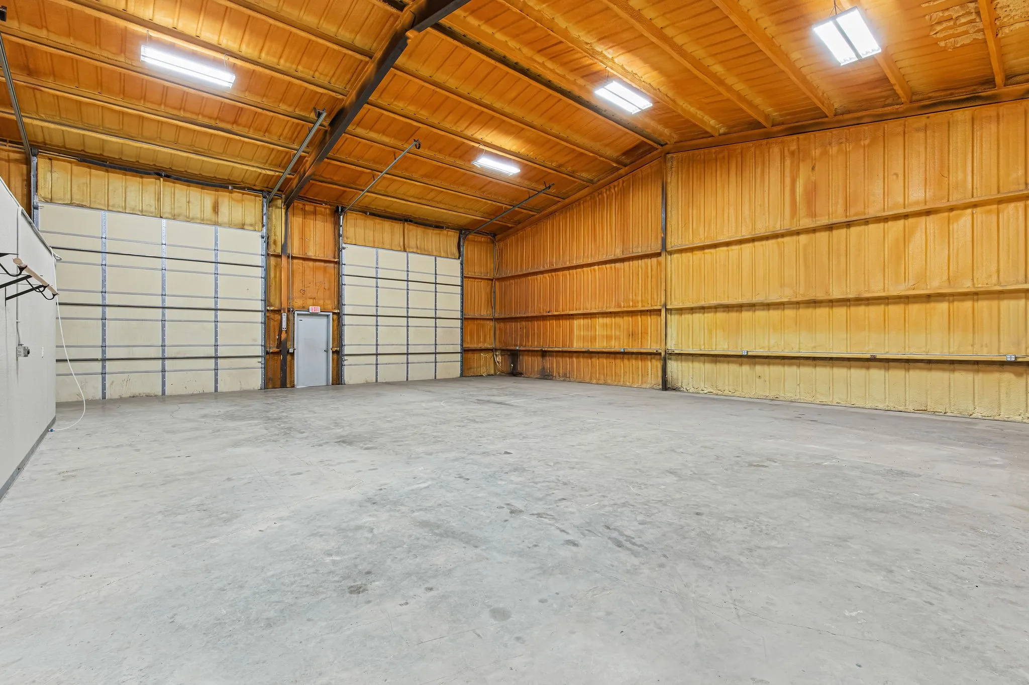 Warehouse For Rent in Wise County , 2601 S Highway 287 600, Decatur, Texas 76234, 0, 0, Garage spaces, 0 Sqft, built in 1975, Price $2,100, mls#21274965, Real Estate Agent in Decatur, Homes For Rent in Wise county, Homes For Rent in Decatur, Realtor in Decatur Texas, Real Estate Brokerage Independent Realty Texas, Luminita Cordes Realtor